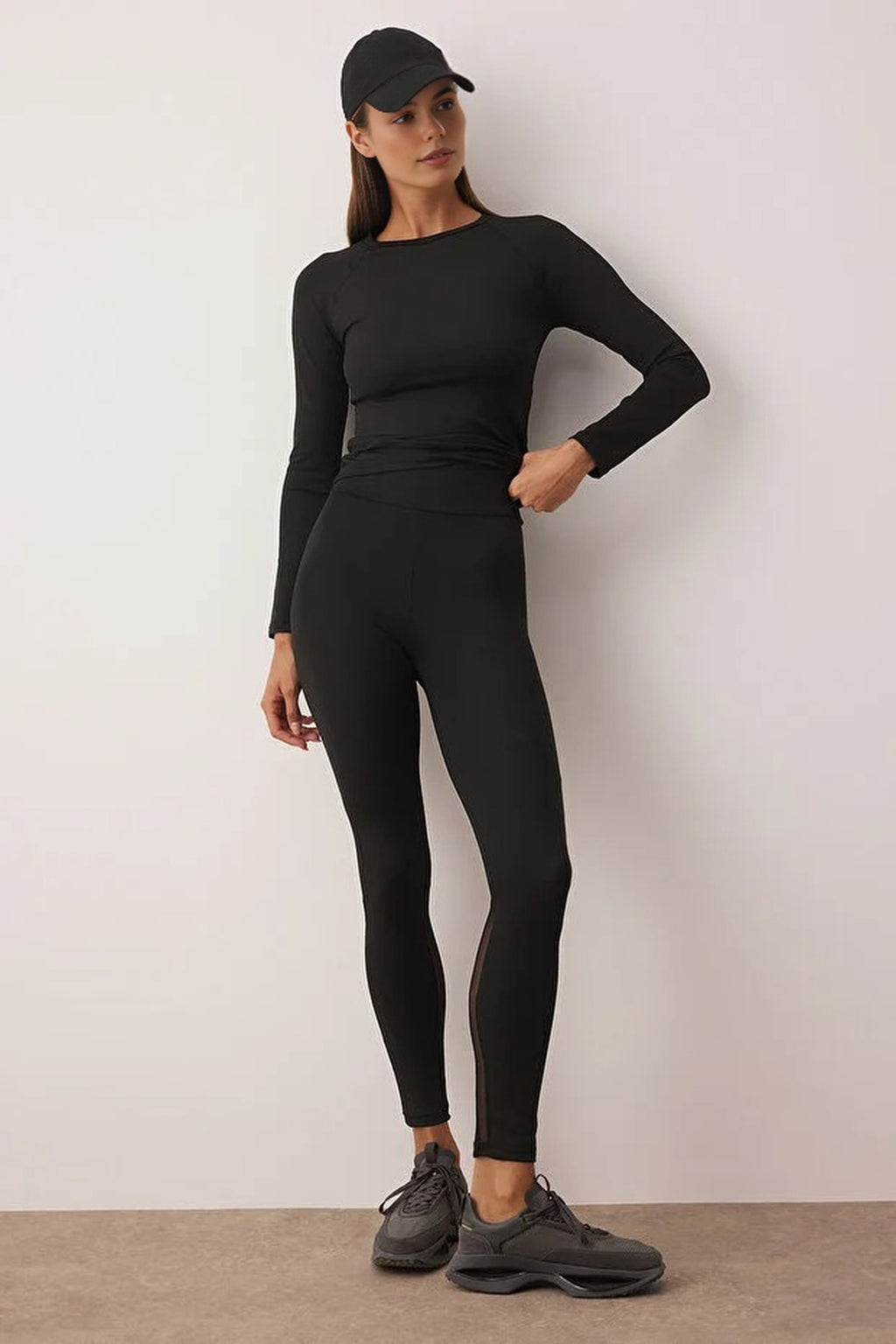 Full Length Knitted Sports Leggings with Tulle Details