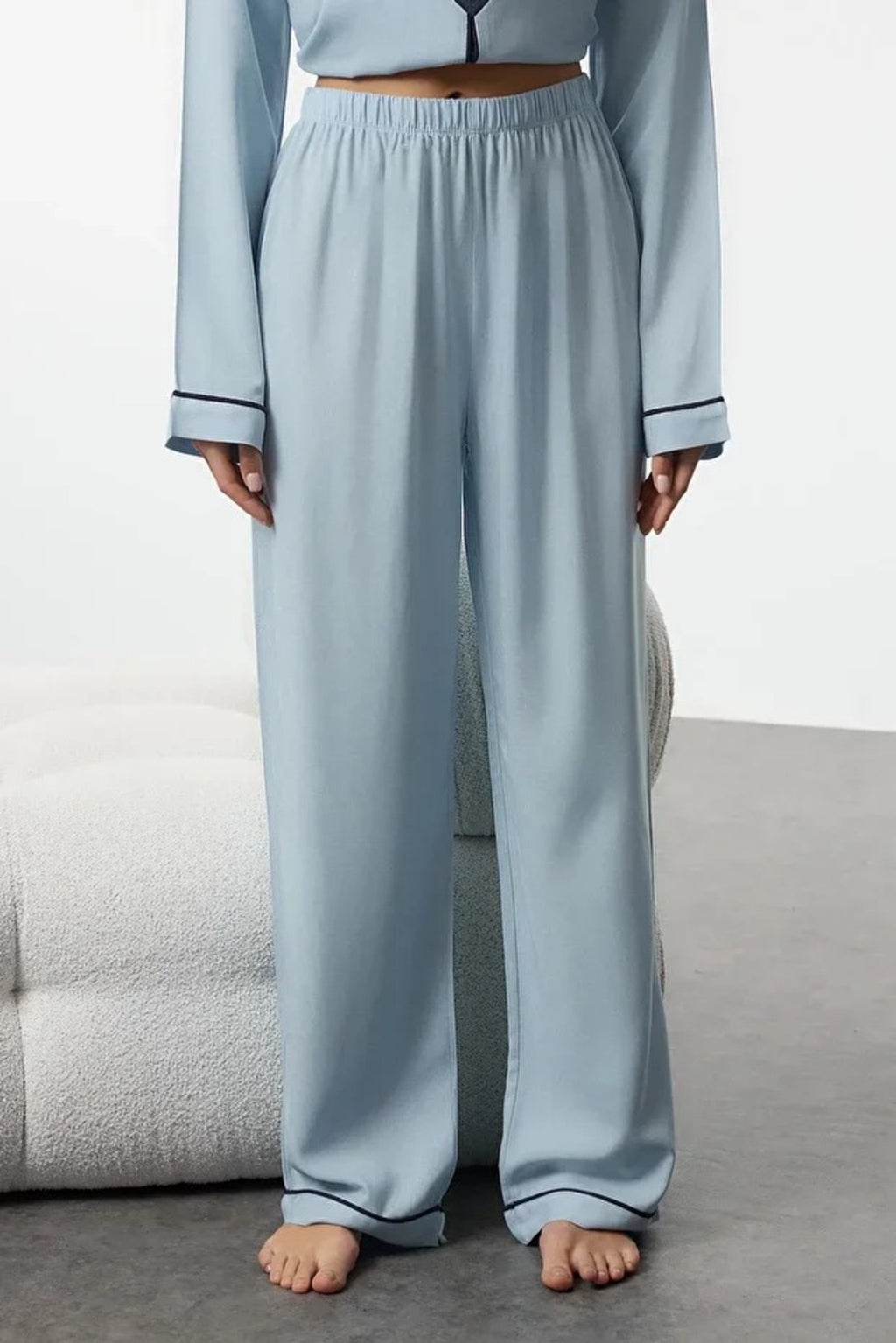 2-Piece Heart Embroidered Viscose Woven Pajama Set