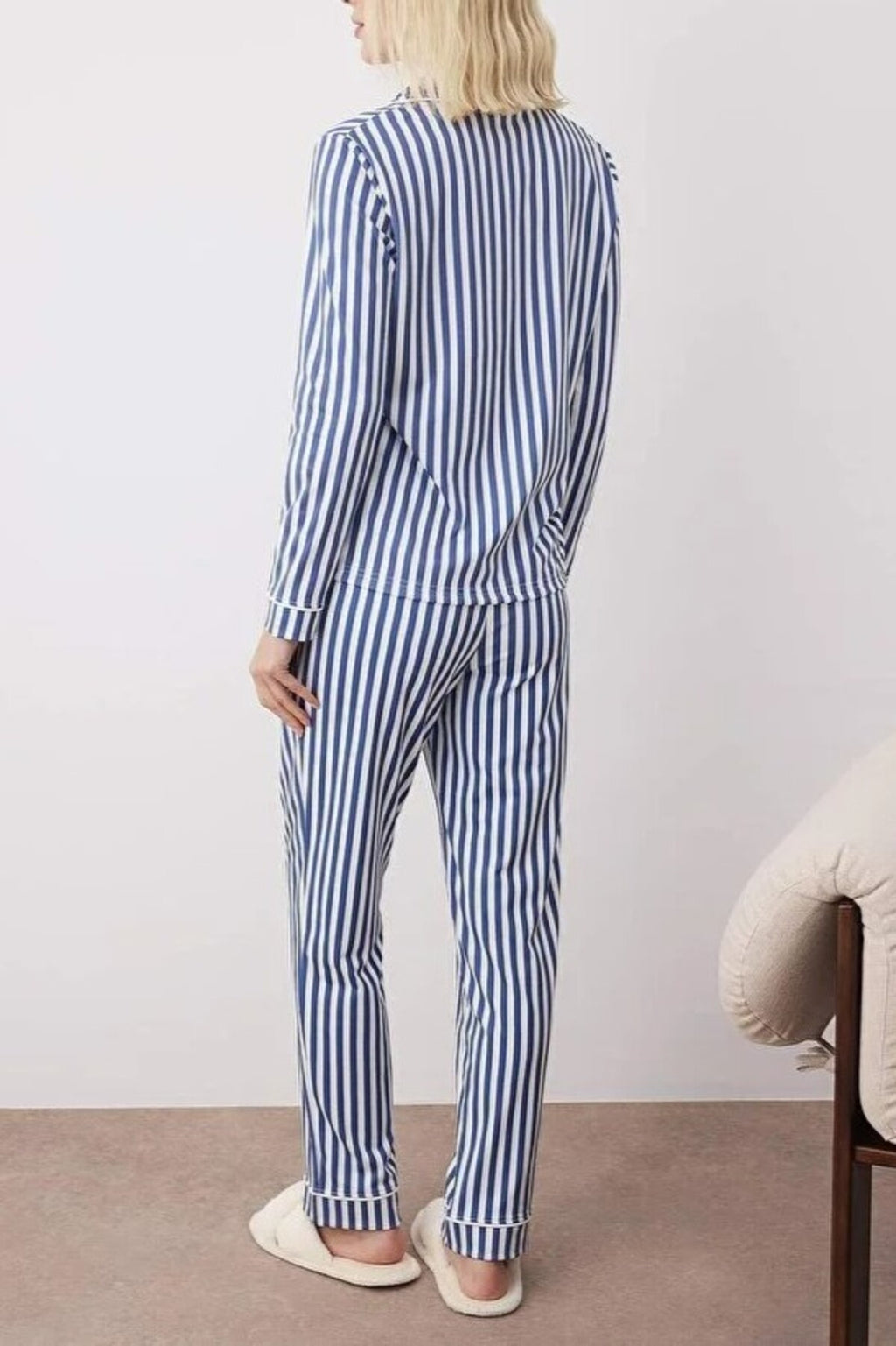 2-Piece Striped Pattern Polar Fleece Lined Shirt-Pants Knit Pajama Set
