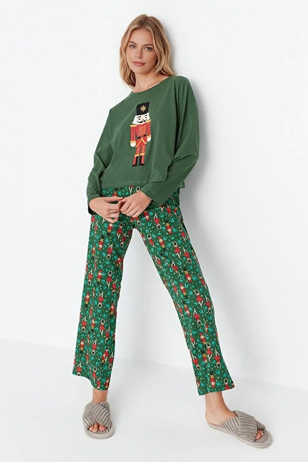 2-Piece 100% Cotton Christmas Themed Knit Pajama Set