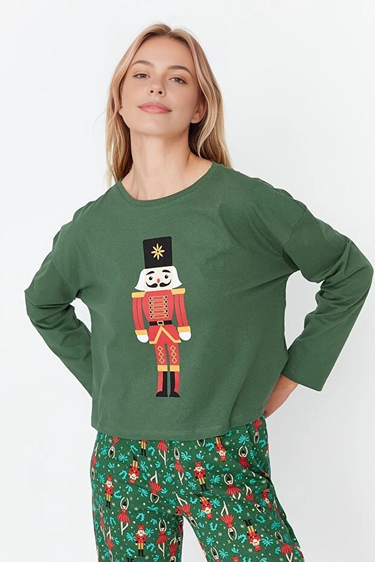 2-Piece 100% Cotton Christmas Themed Knit Pajama Set