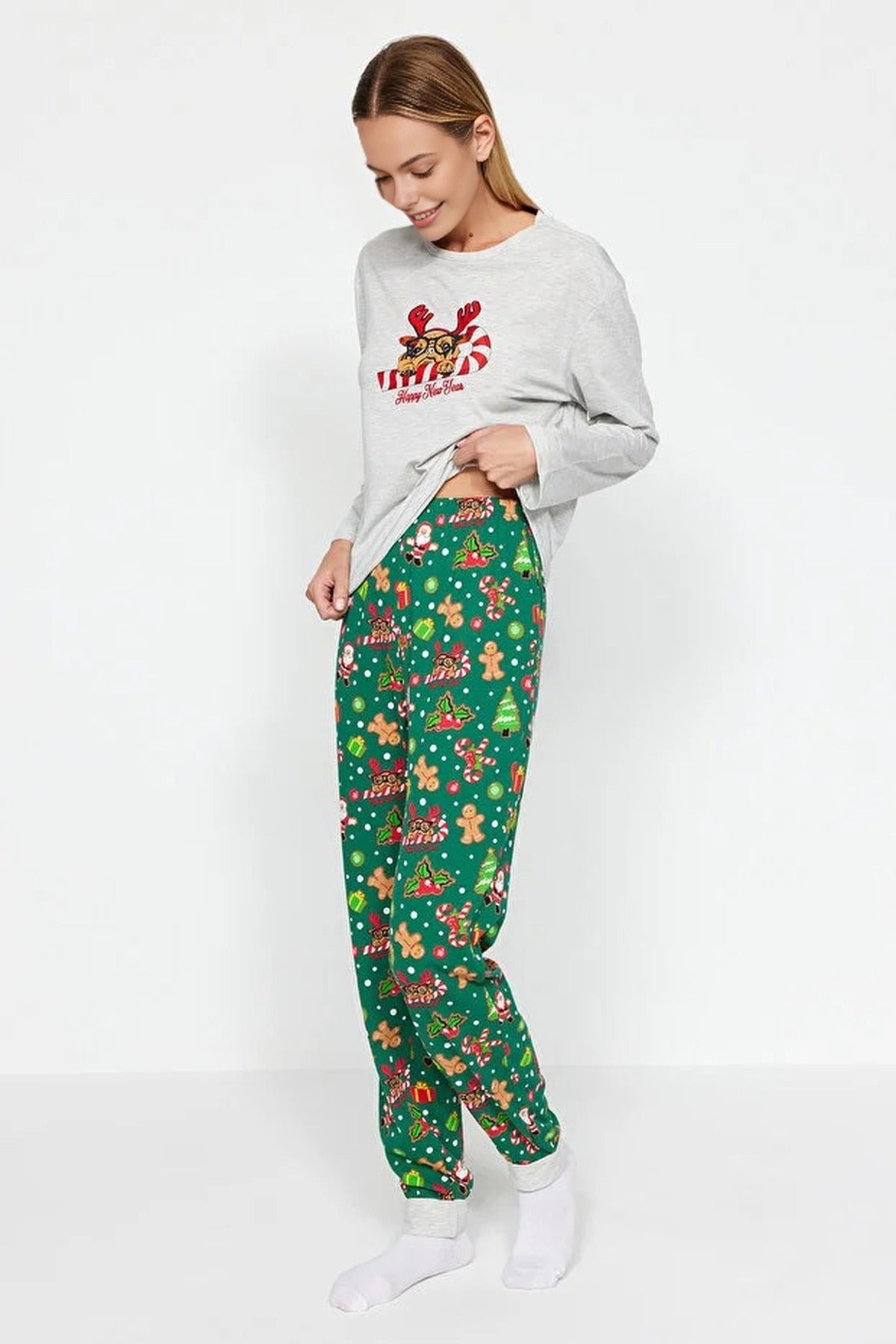 2-Piece 100% Cotton Christmas Themed Knit Pajama Set