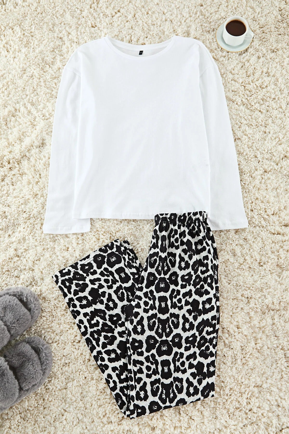 2- Piece Cotton Knit Pajama Set with Leopard Print