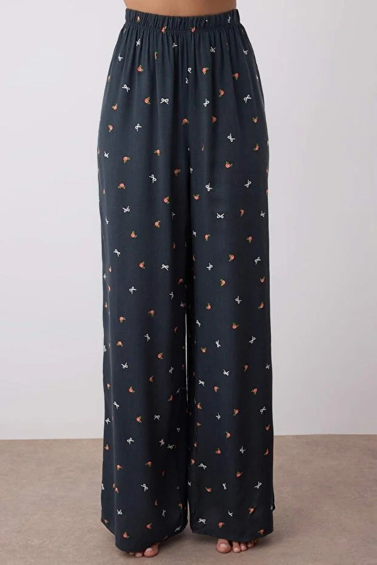 2-Piece Printed Shally Woven Pajama Set