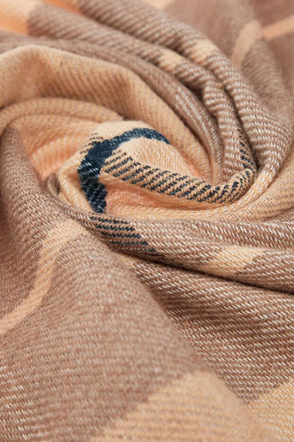 Soft Textured Argyle Scarf