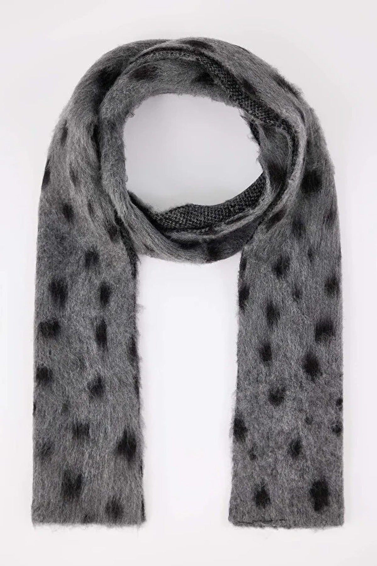 Patterned Soft Textured Knit Scarf