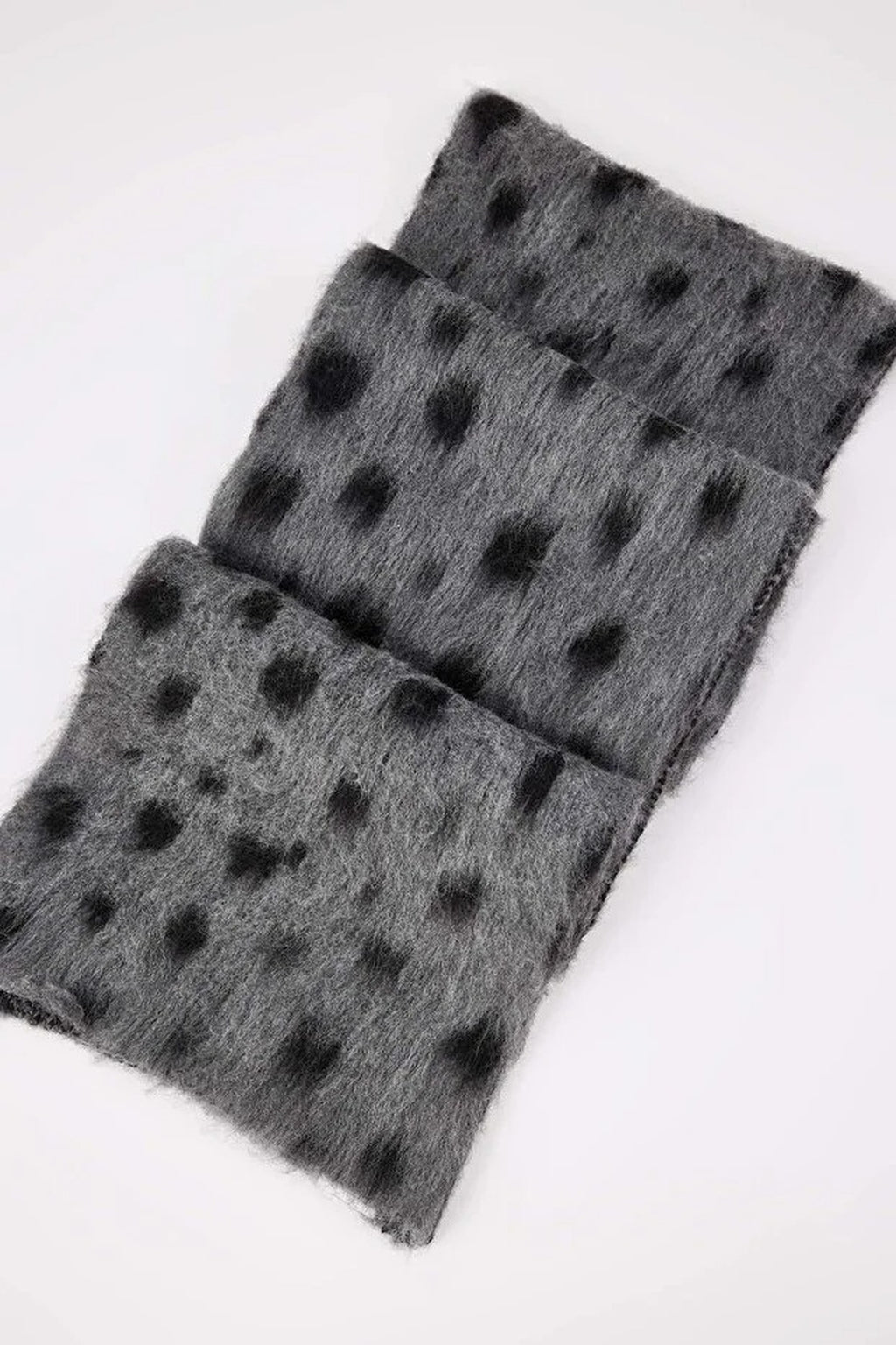 Patterned Soft Textured Knit Scarf