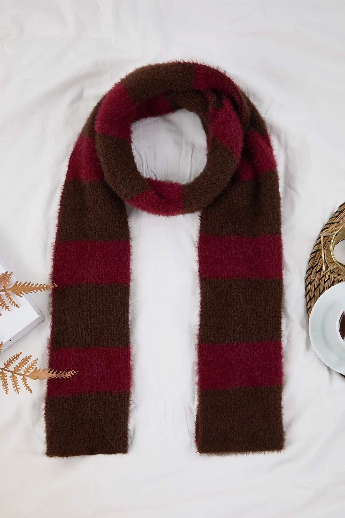 Soft Textured Color Blocking Knit Scarf