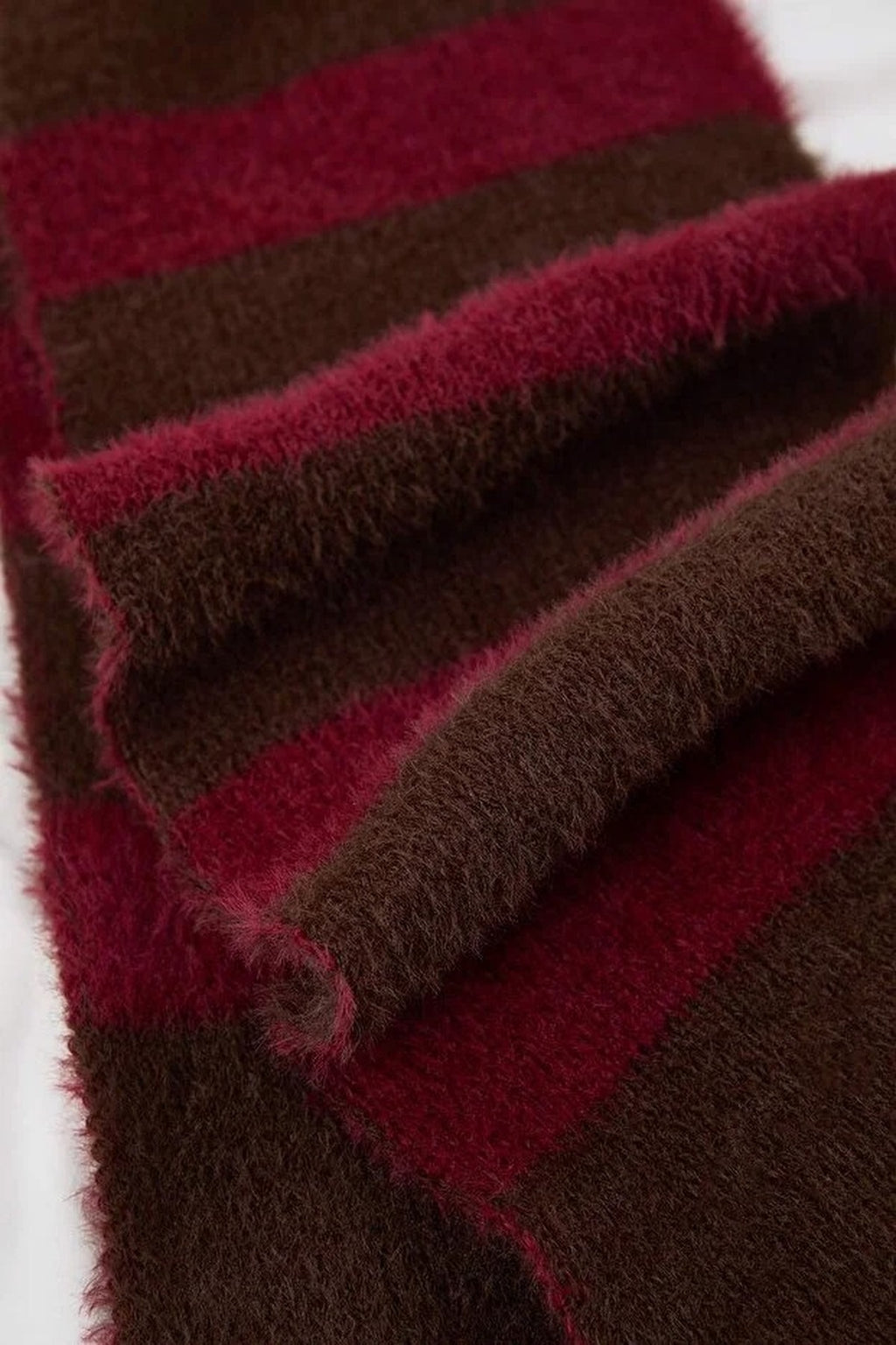 Soft Textured Color Blocking Knit Scarf