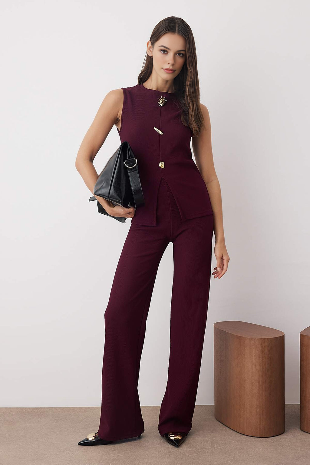 2-Piece Button Accessory Sleeveless Top & Regular Fit Knit Pants Set