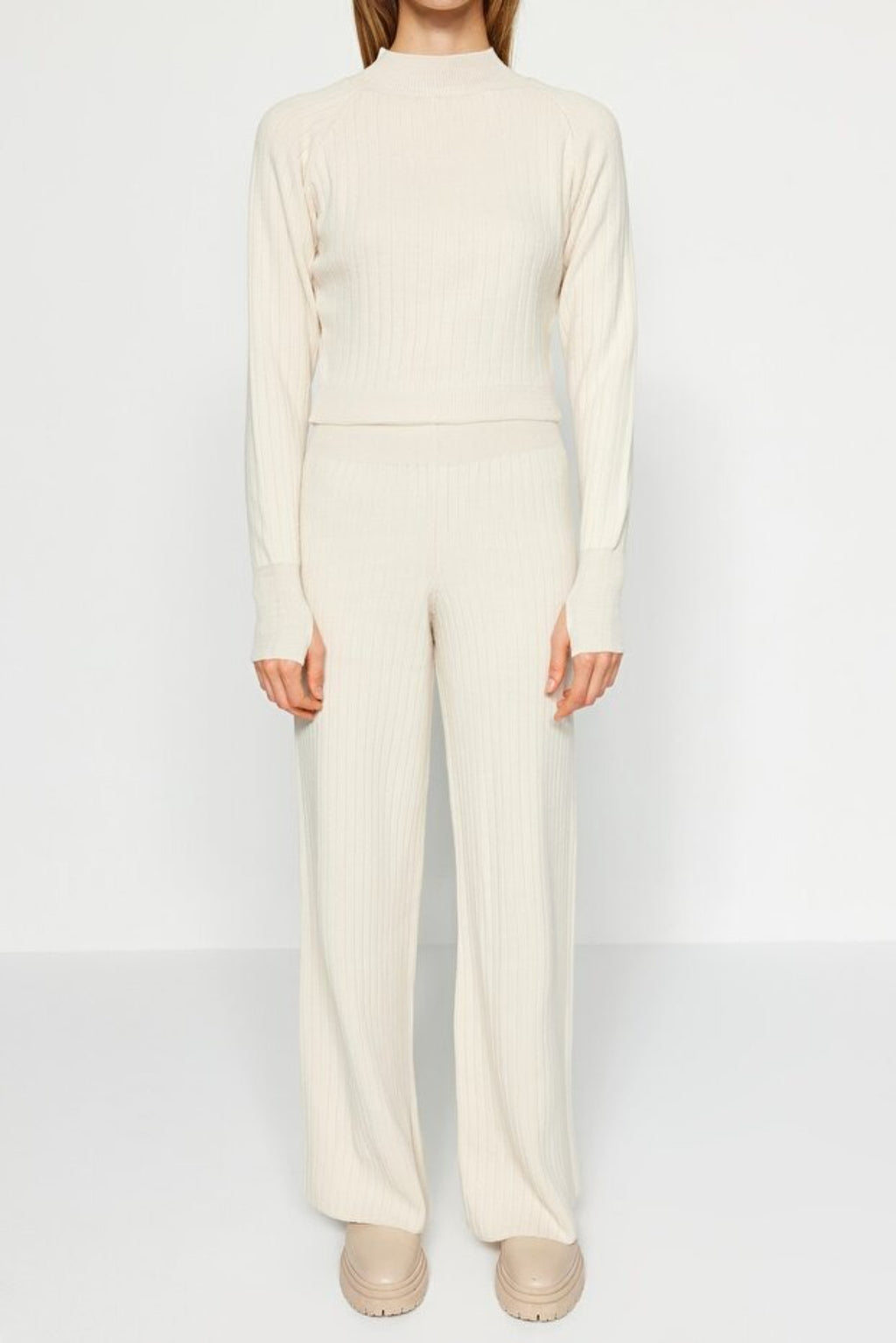 2-Piece Crop Knit Top & Pants Set with Finger Detail