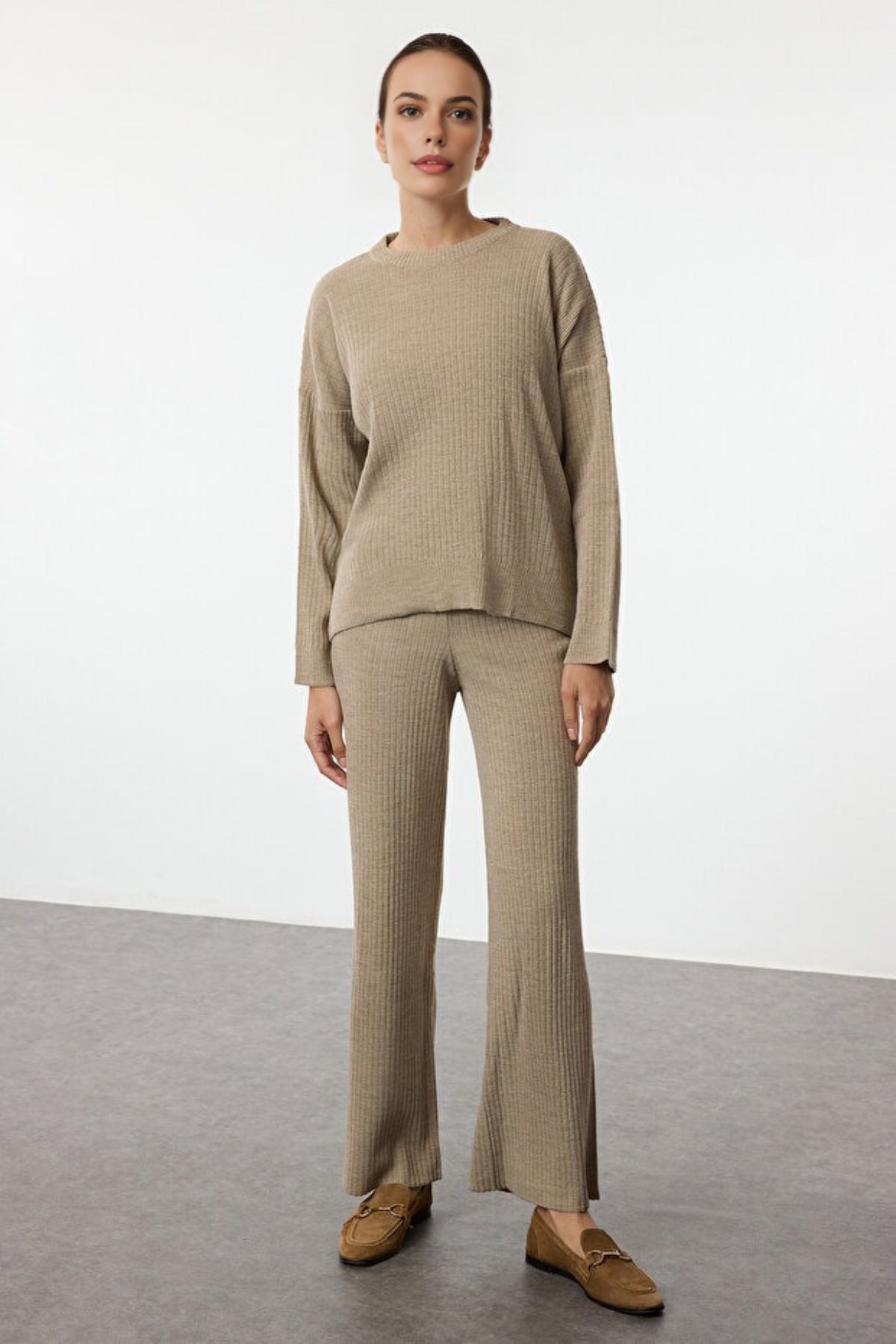 2-Piece Loose Fit Basic Ribbed Knit Top & Pants Set