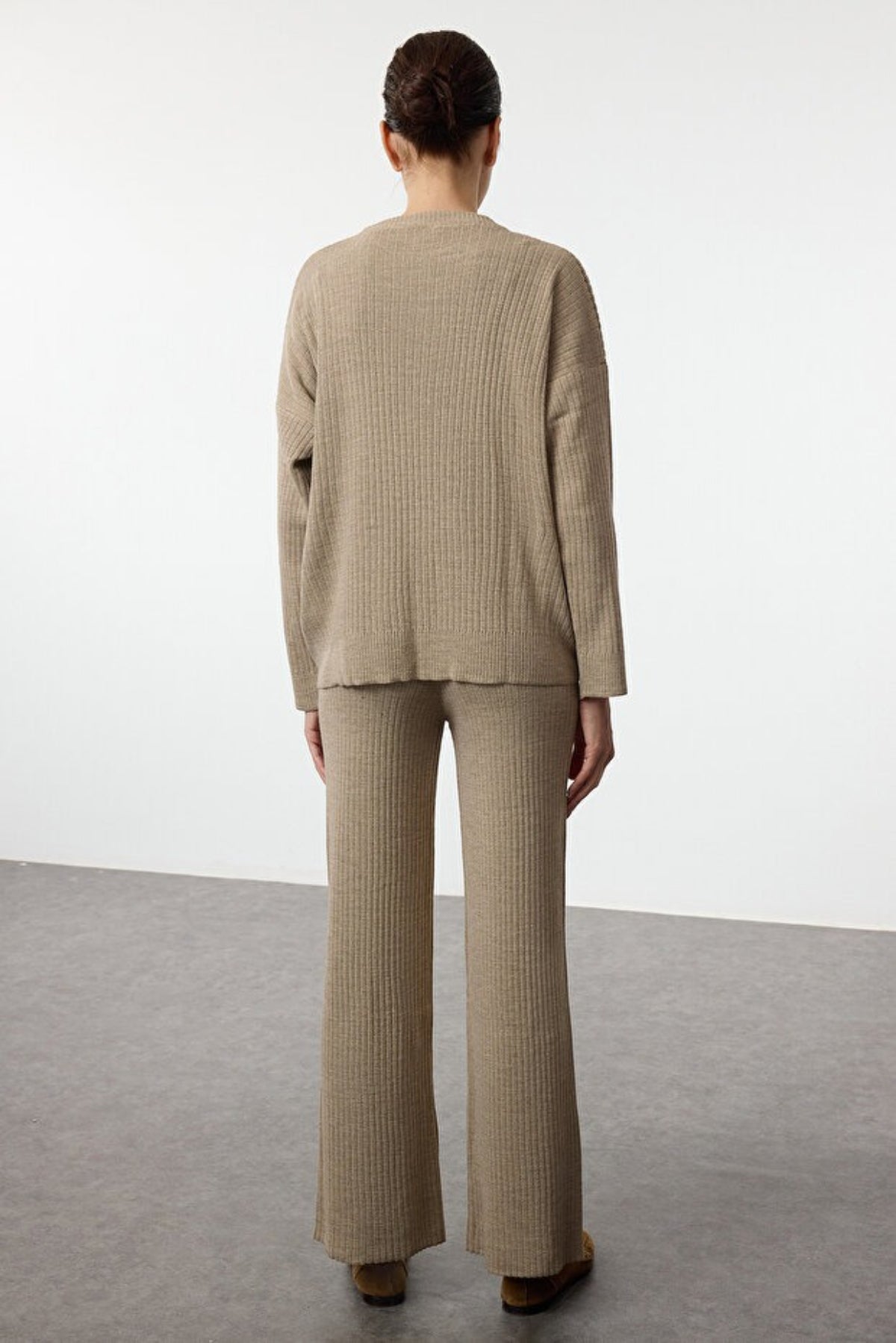 2-Piece Loose Fit Basic Ribbed Knit Top & Pants Set