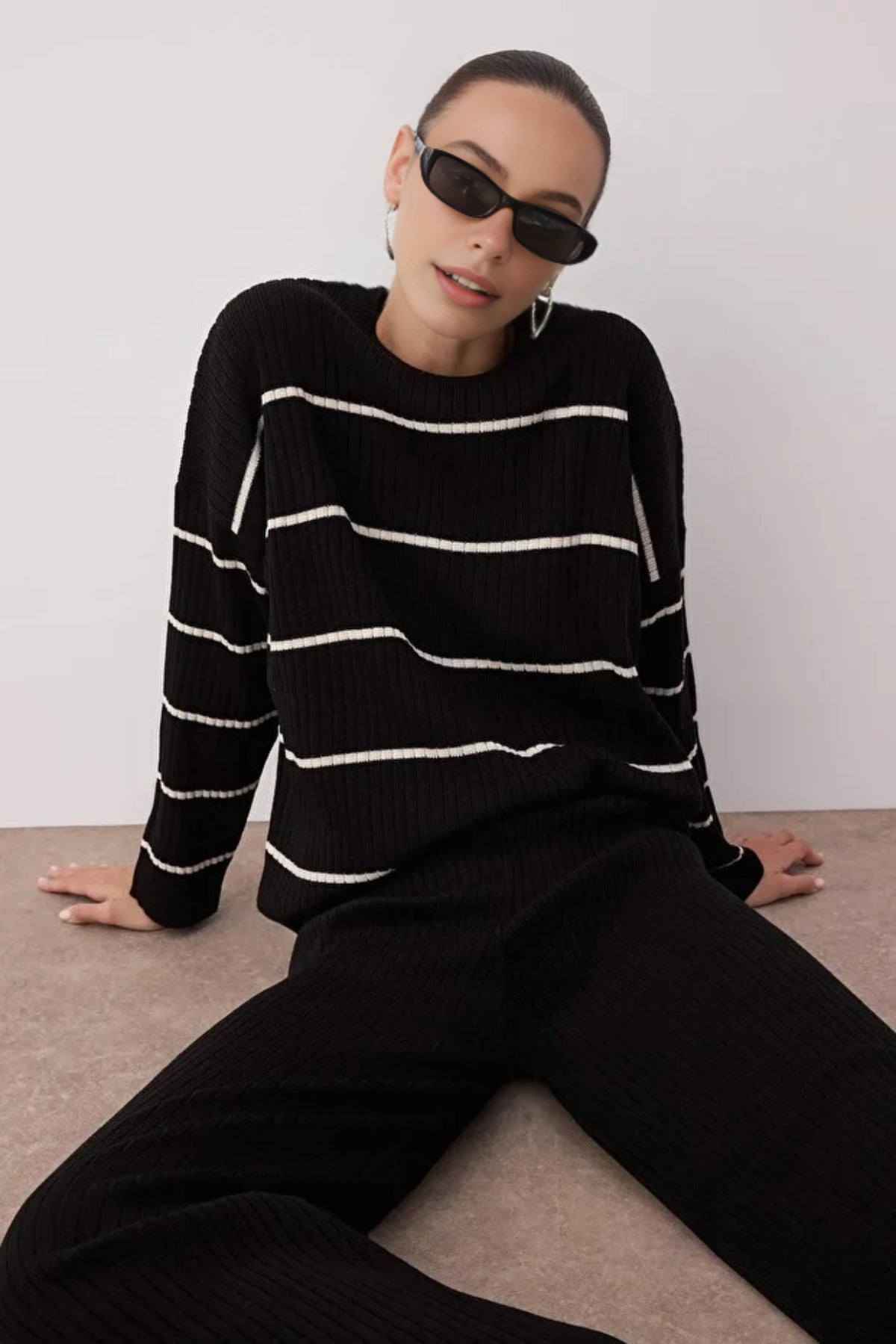 2-Piece Loose Fit Basic Ribbed Knit Top & Pants Set