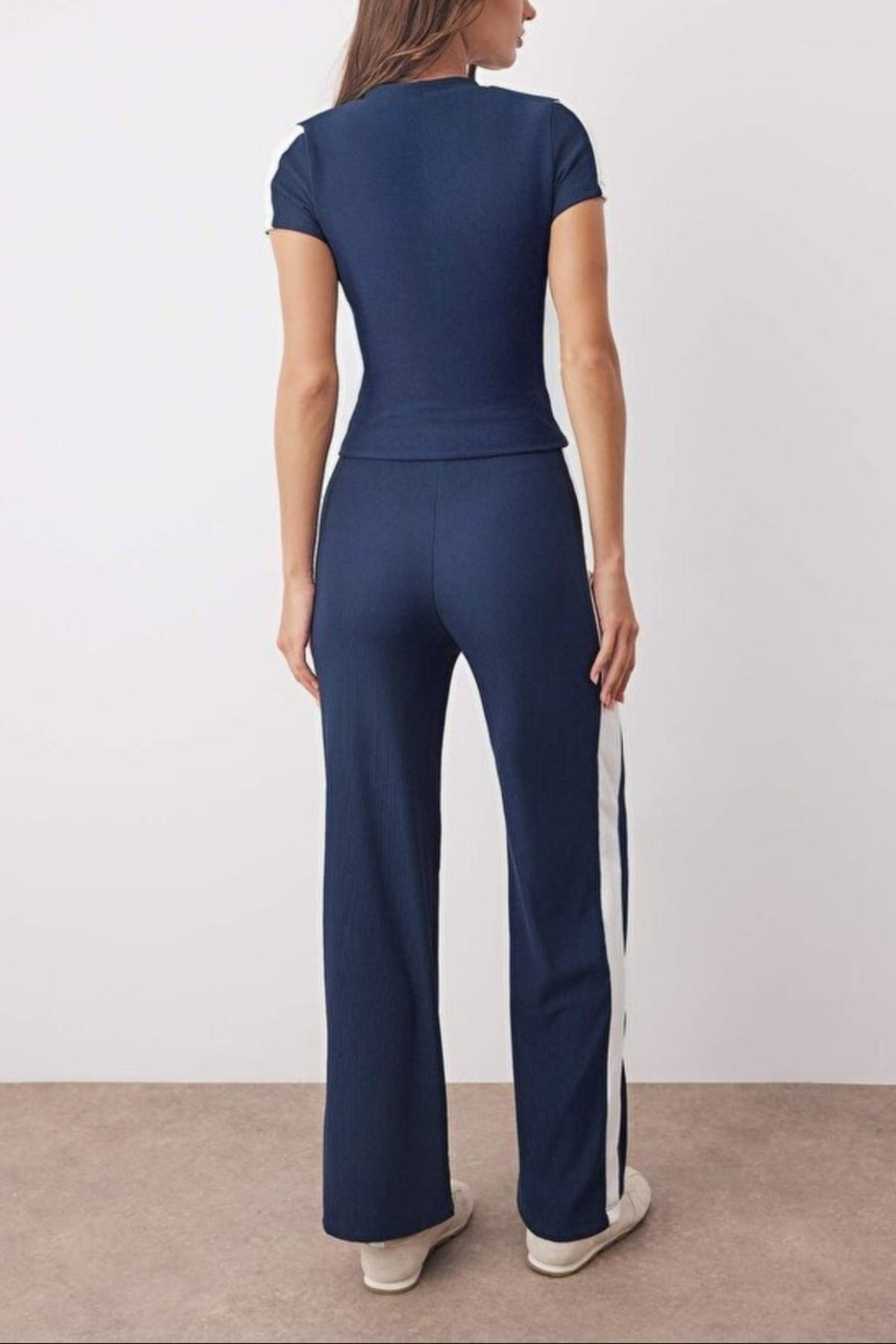 2-Piece Knit Blouse & Pants Set with Stripe Detail