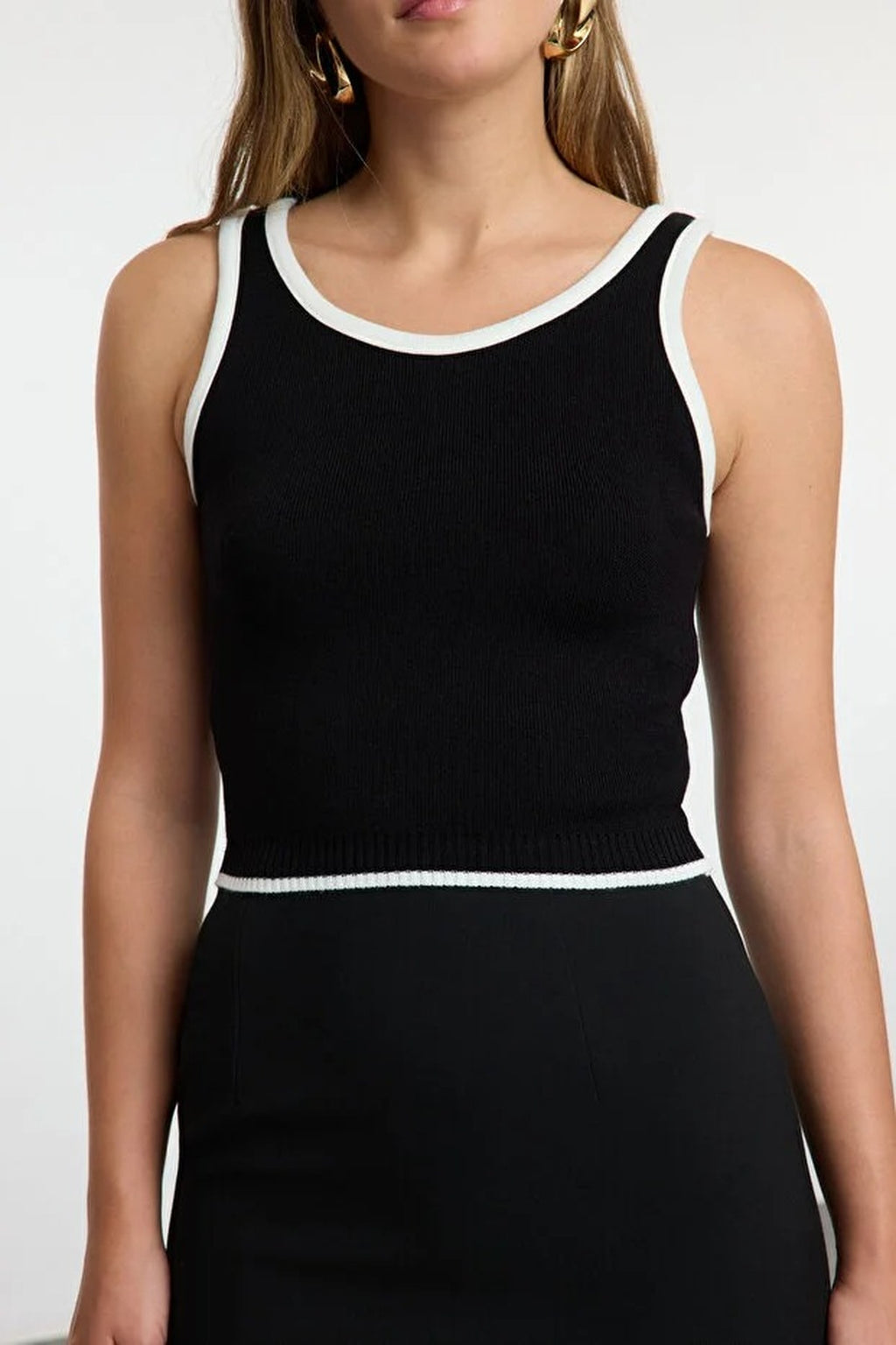 2-Piece Color Block Knit Blouse-Cardigan Set