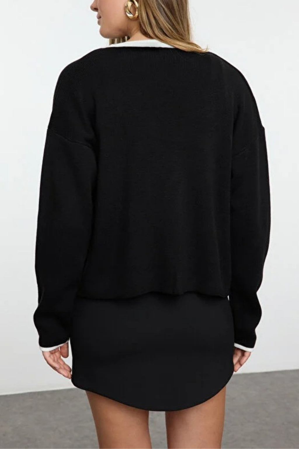 2-Piece Color Block Knit Blouse-Cardigan Set