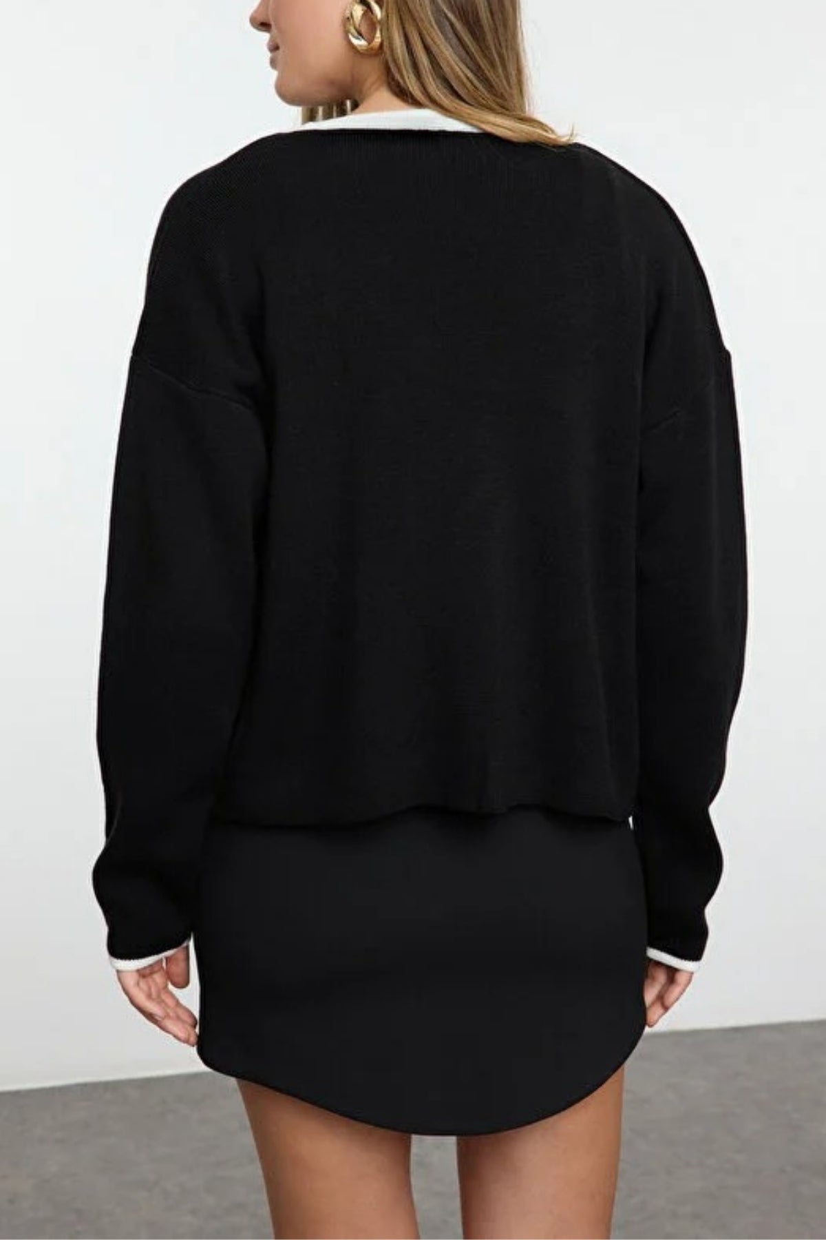 2-Piece Color Block Knit Blouse-Cardigan Set