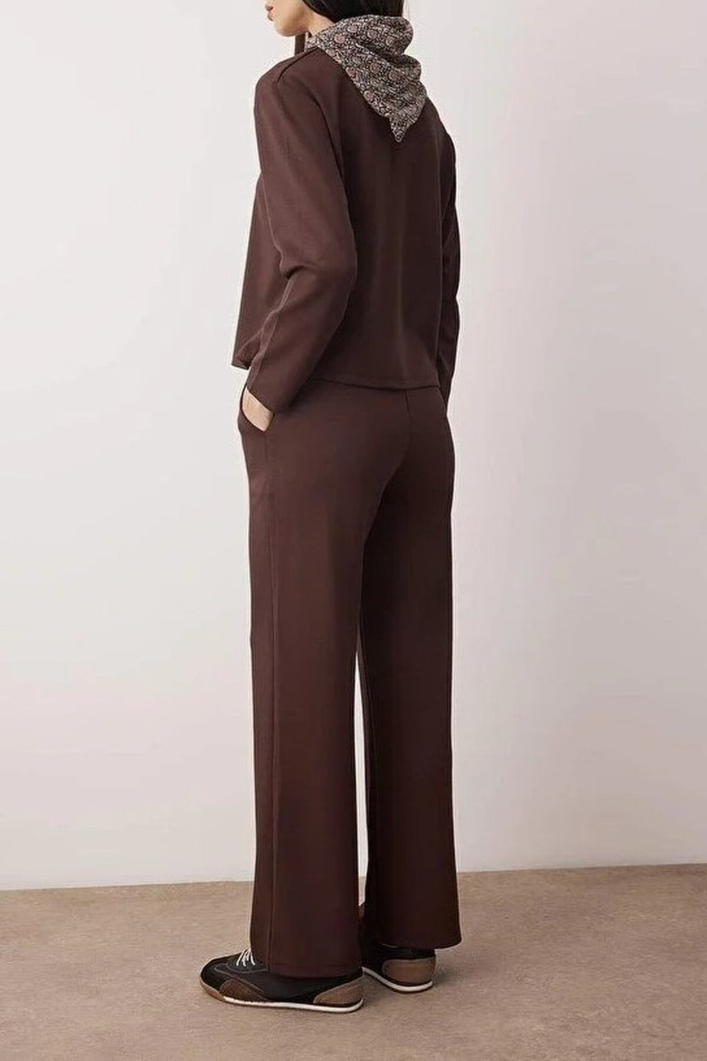 2-Piece Regular Knit Top and Bottom Set with Scarf Detail