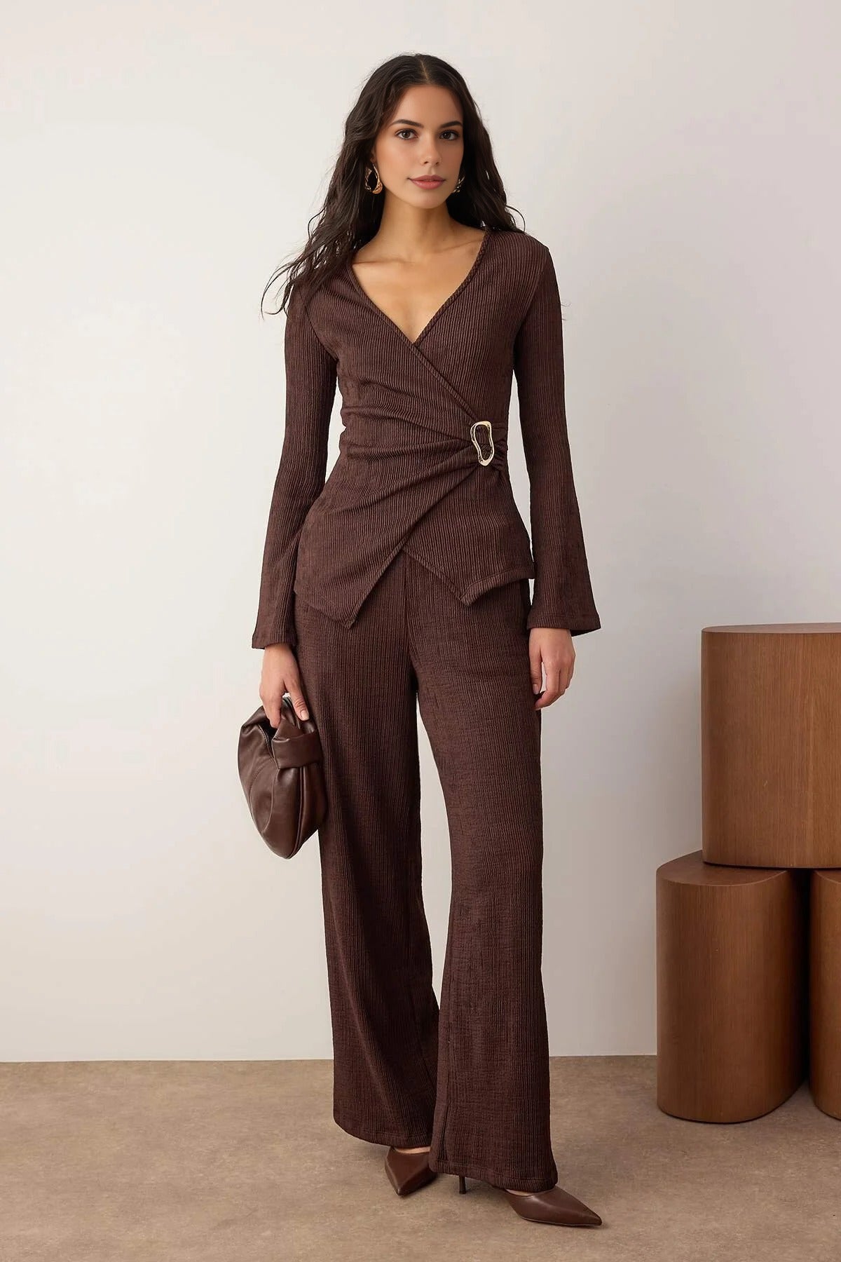 Wrapped Fitted Textured Knit Bottom & Top Set with Accessory Detail