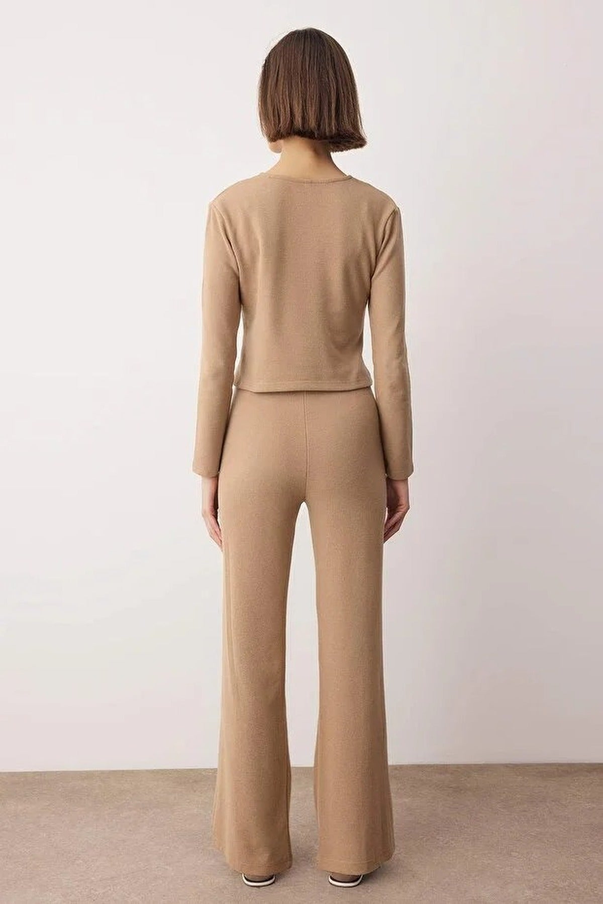 2-Piece Fitted Flexible Knit Top and Bottom Set