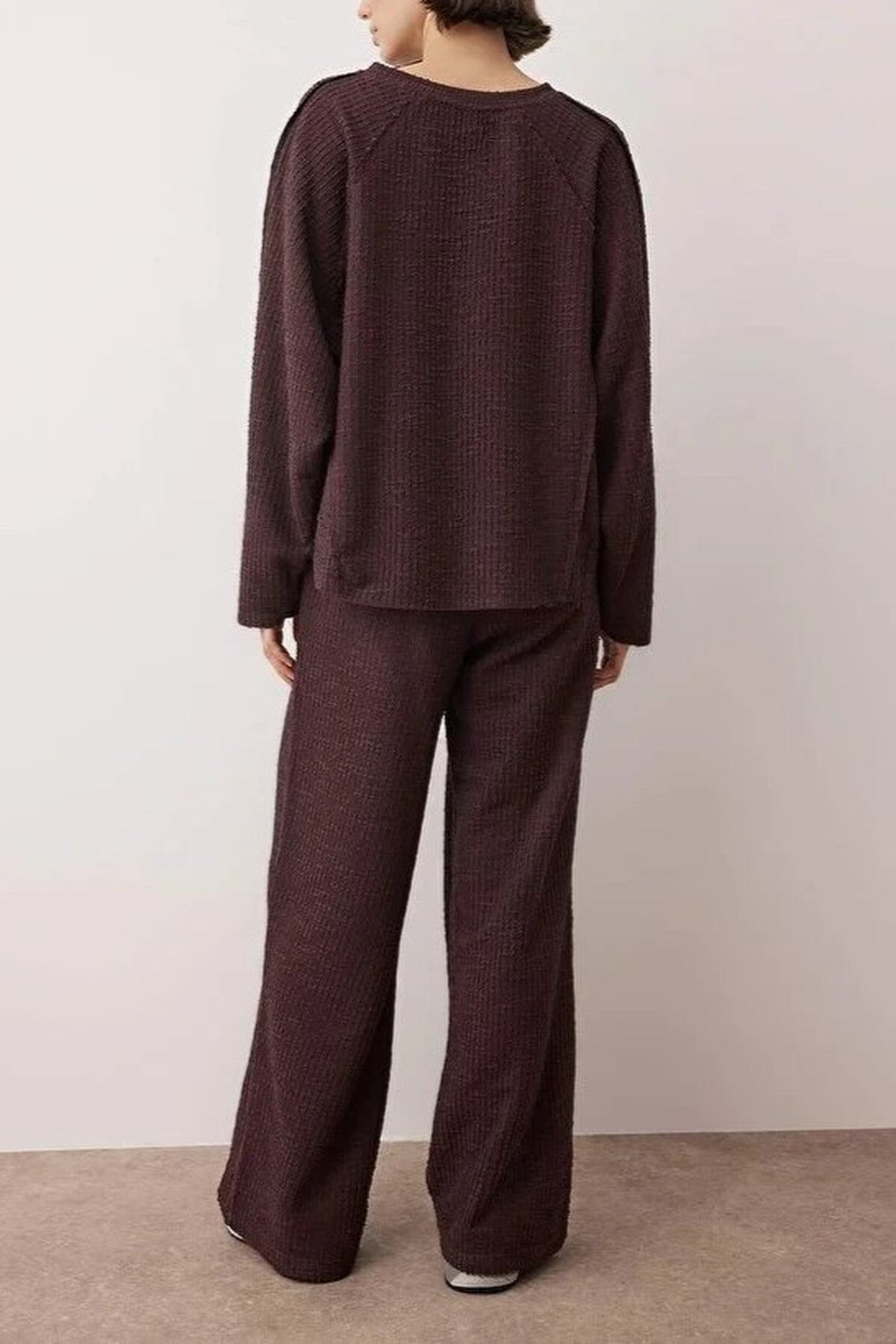 2-Piece Textured Oversize Stretch Knit Top and Bottom Set