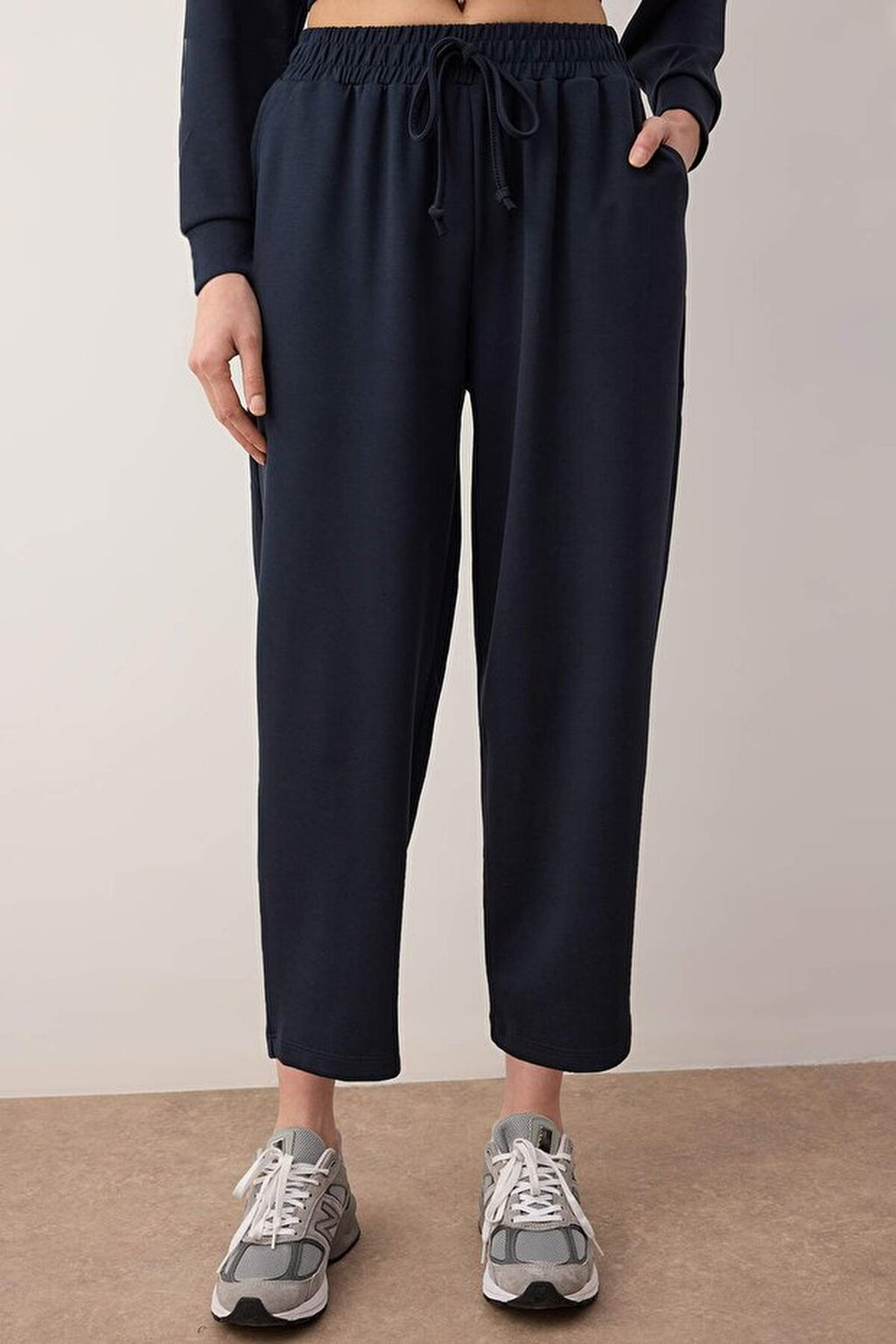 2-Piece Hooded Soft Fabric Knitted Top and Bottom Set