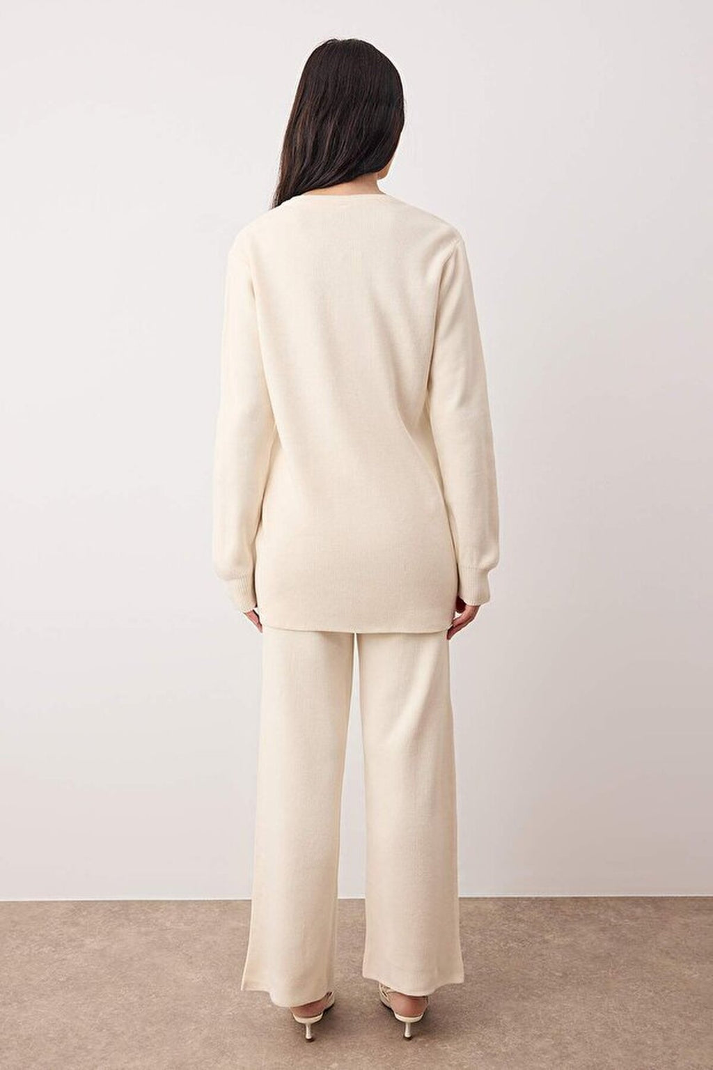 2-Piece Stone Buttoned Knit Top and Bottom Set