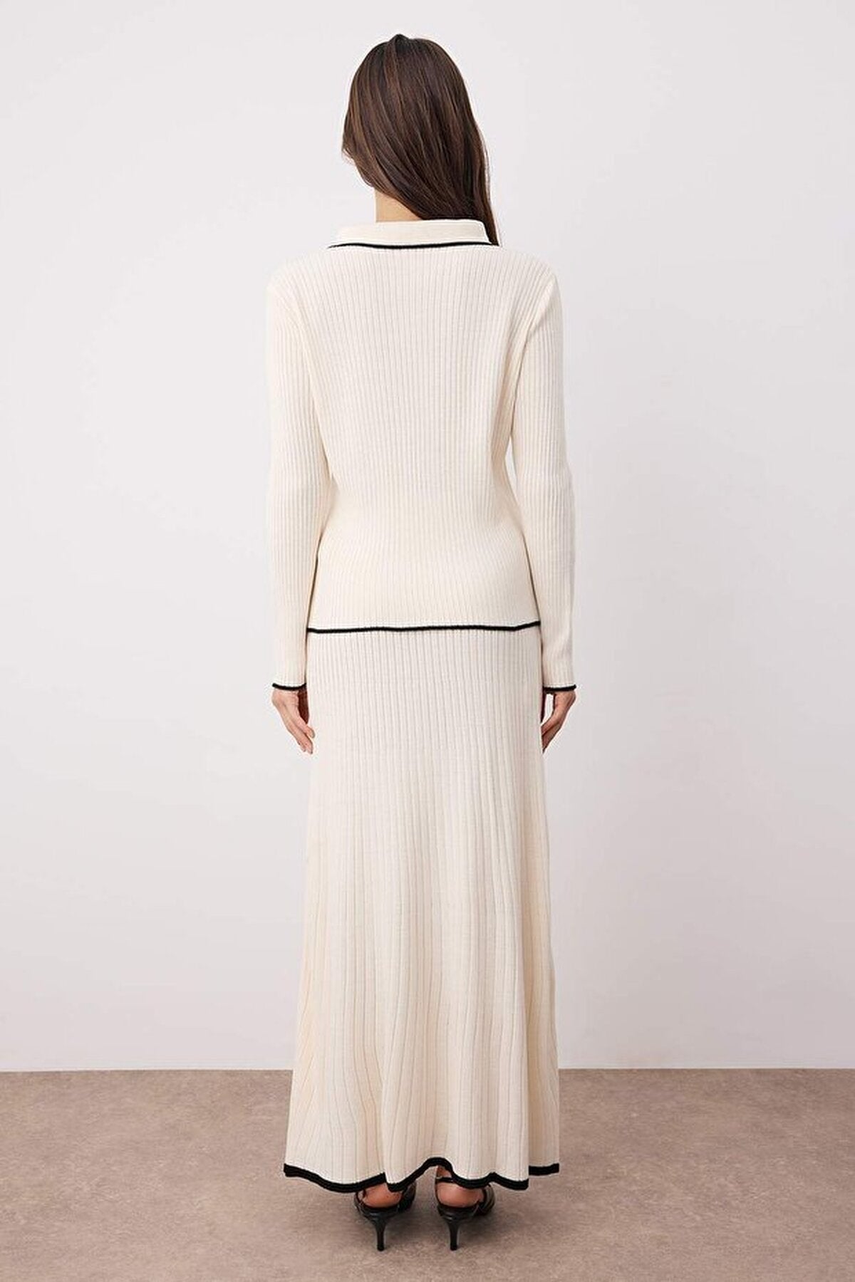 2-Piece Striped Detail Knit Skirt and Top Set