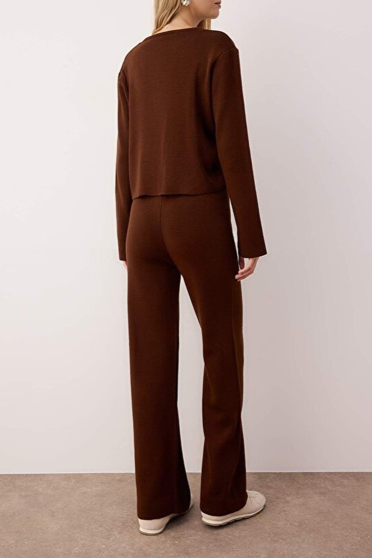 2-Piece Asymmetric Button Detail Sweater-Pants Knitwear Set