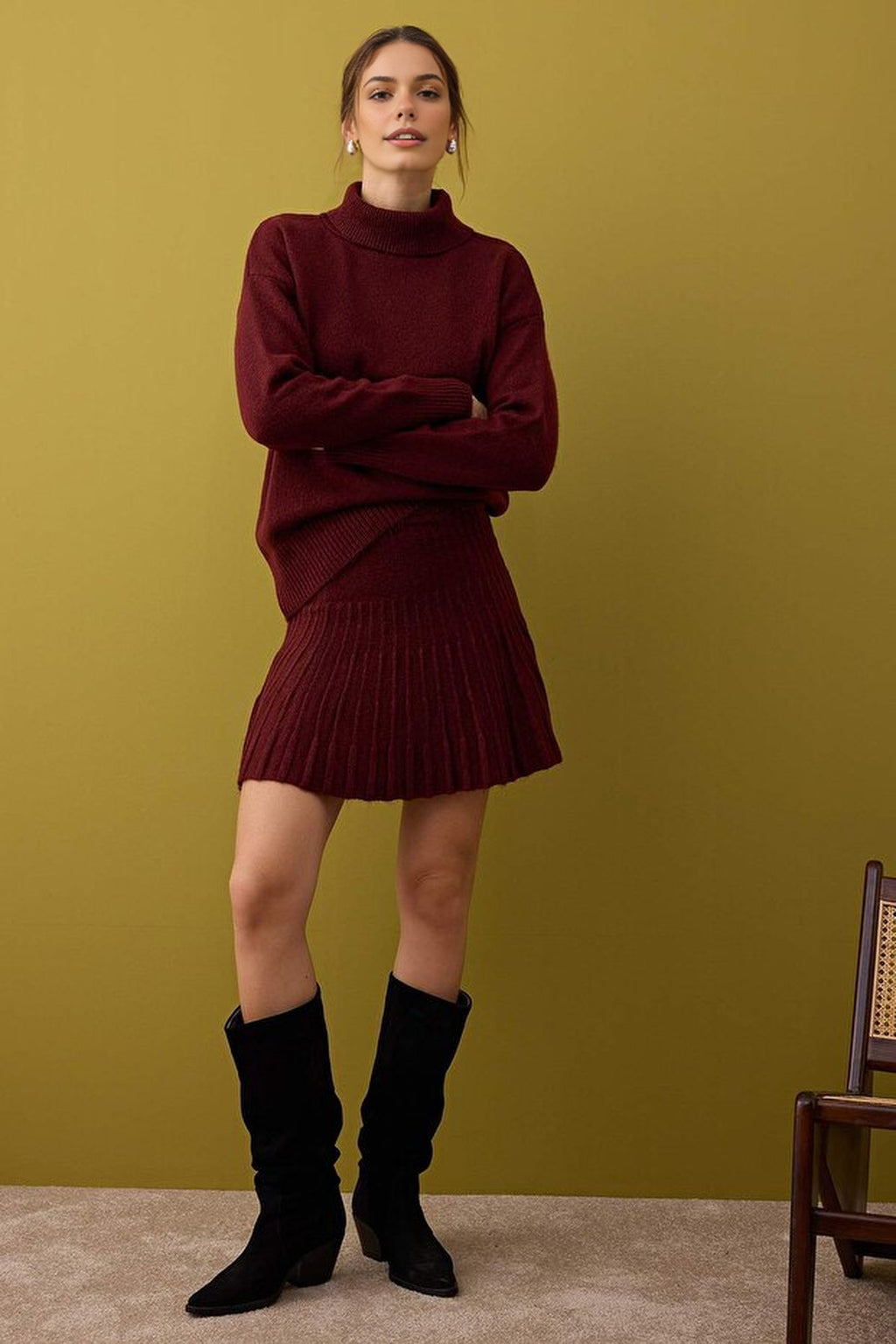 2-Piece Soft Textured Turtleneck Sweater-Skirt Knitwear Set