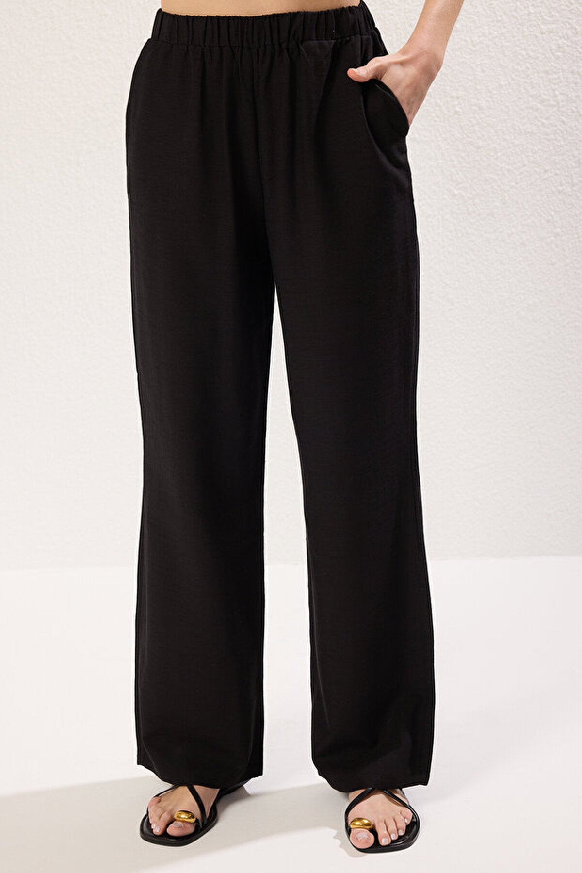 2-Piece Linen-Look Crew Neck Blouse and Trousers Woven Set