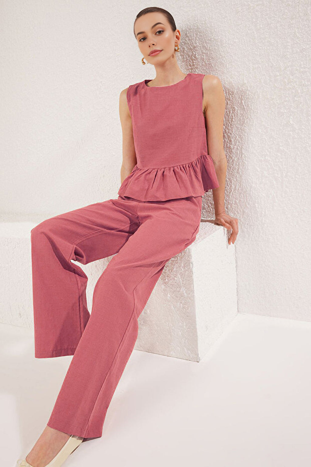 2-Piece Linen-Look Crew Neck Blouse and Trousers Woven Set