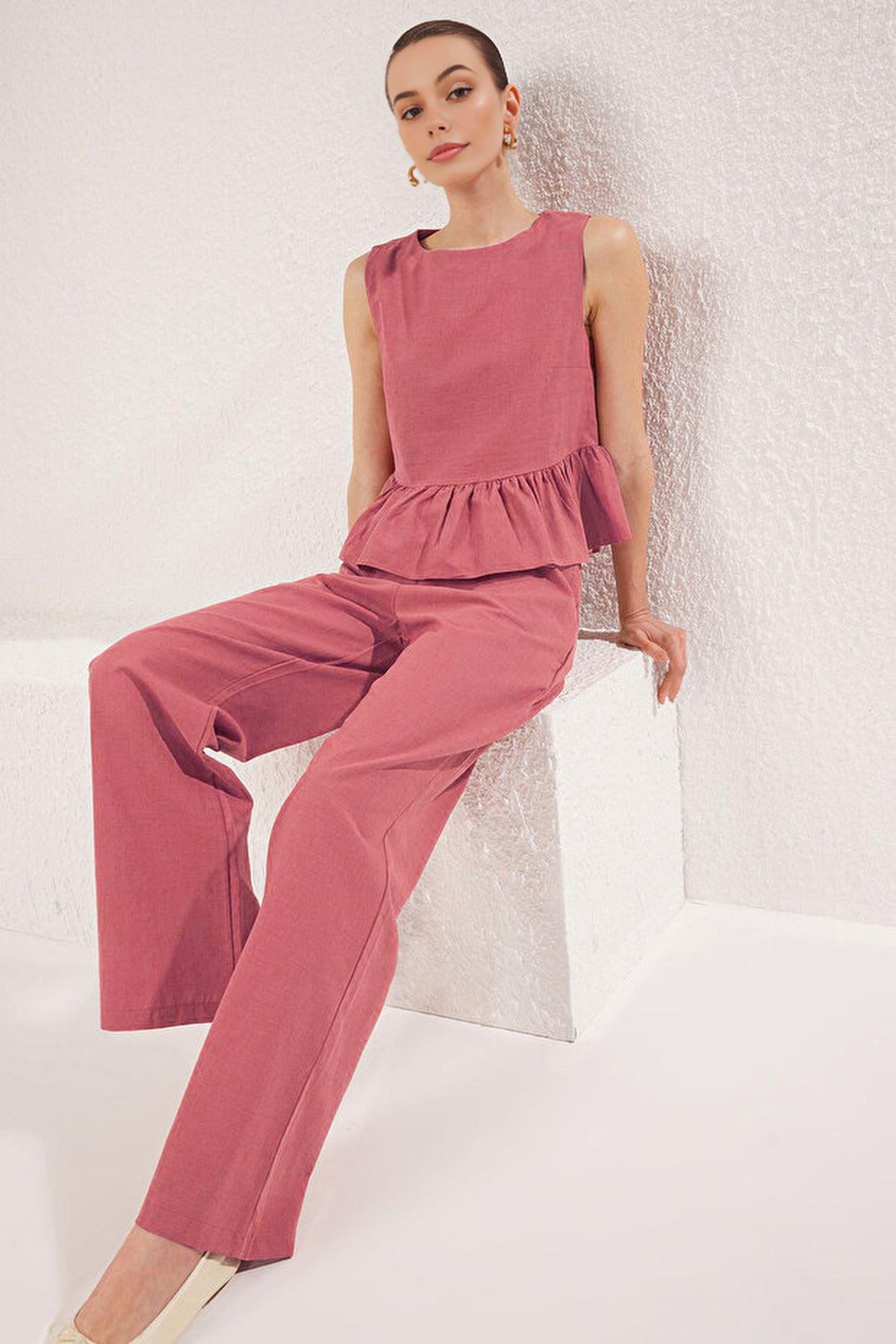 2-Piece Linen-Look Crew Neck Blouse and Trousers Woven Set