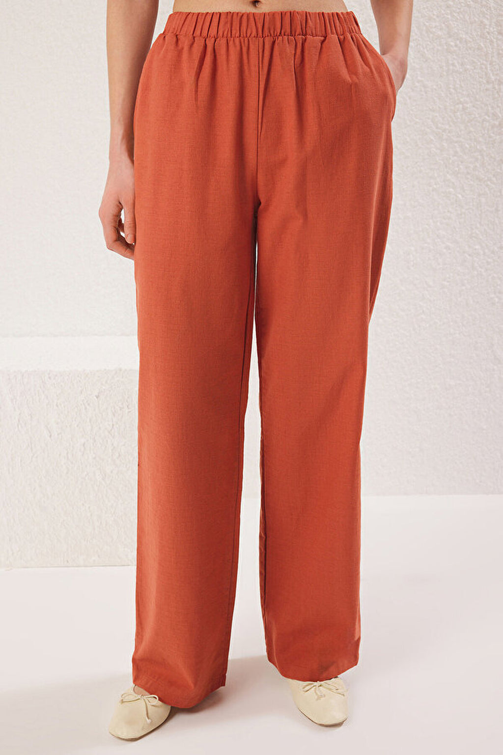 2-Piece Linen-Look Crew Neck Blouse and Trousers Woven Set