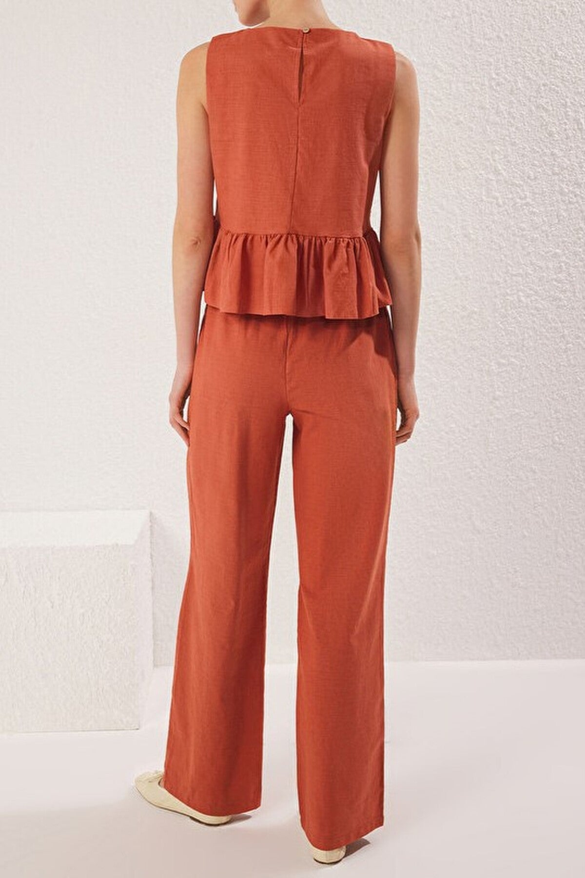 2-Piece Linen-Look Crew Neck Blouse and Trousers Woven Set