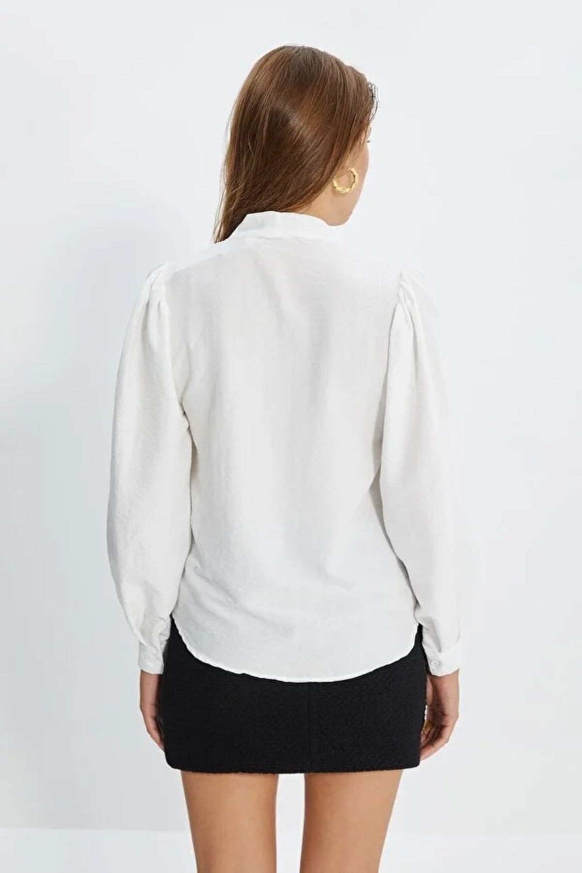 Woven Shirt with Collar Scarf Detail