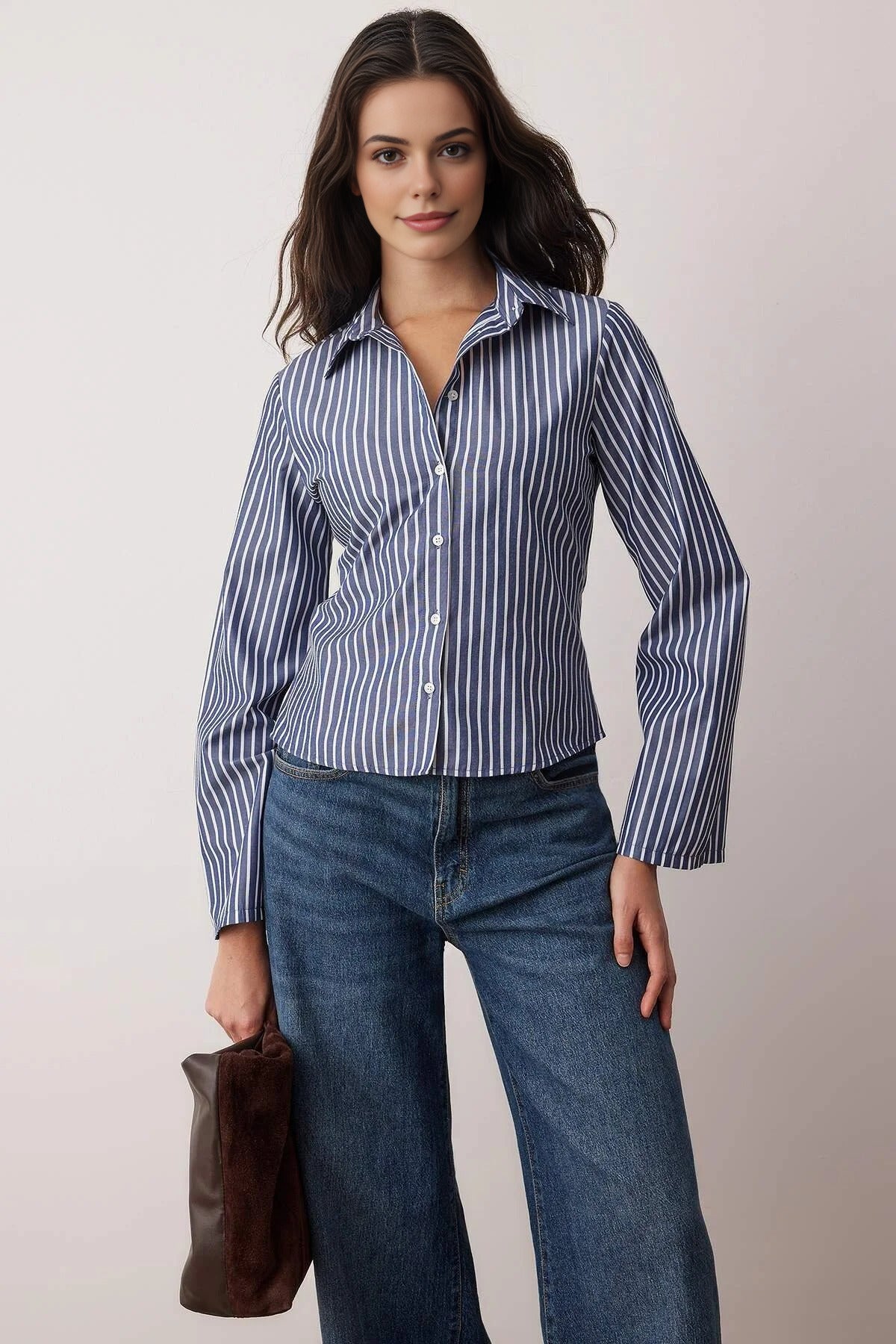 Waist-Sit Shirt with Corset Detail