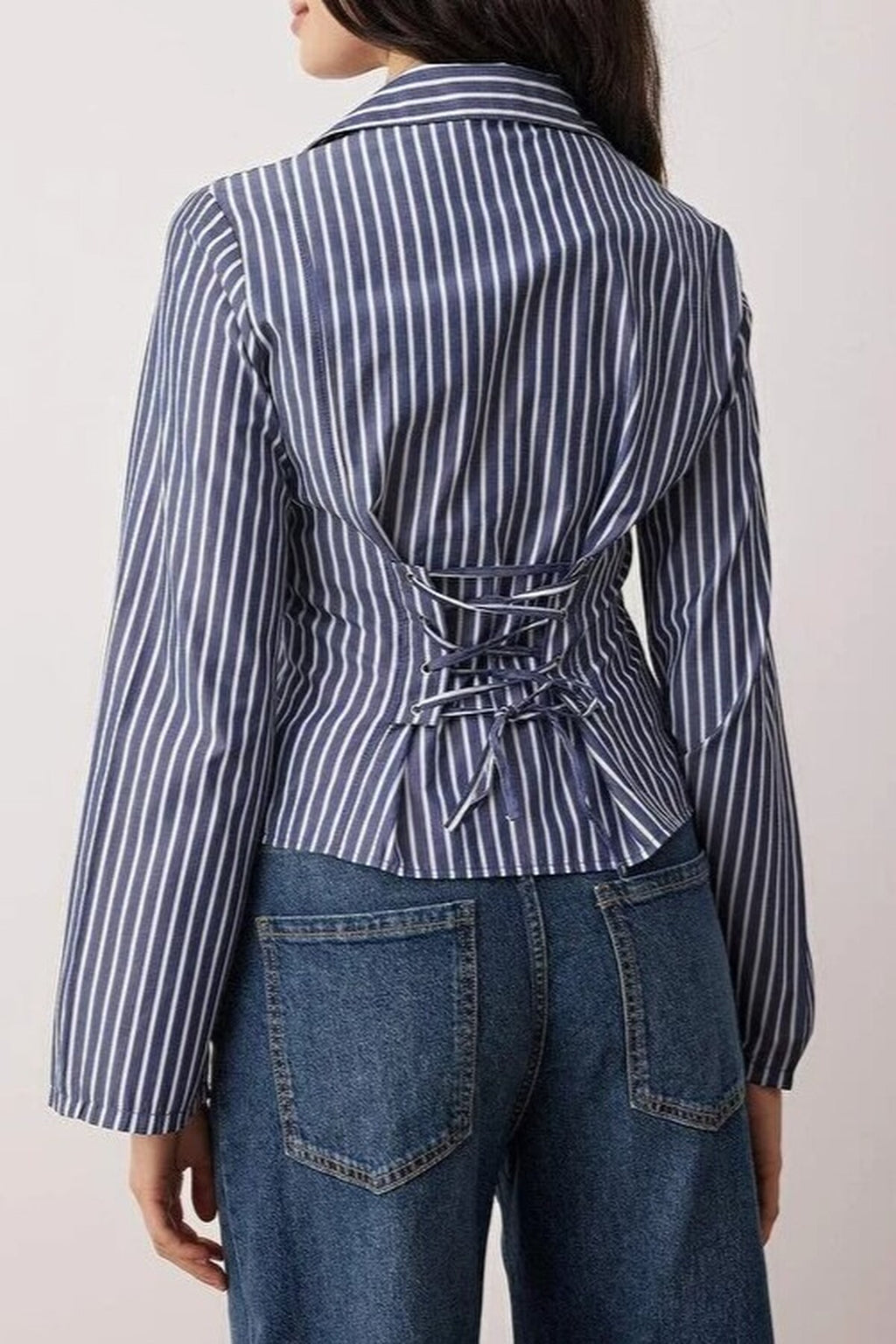 Waist-Sit Shirt with Corset Detail