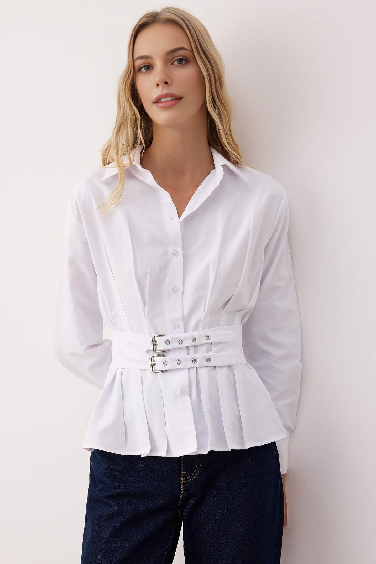 Belt Detail Pleated Fitted Shirt
