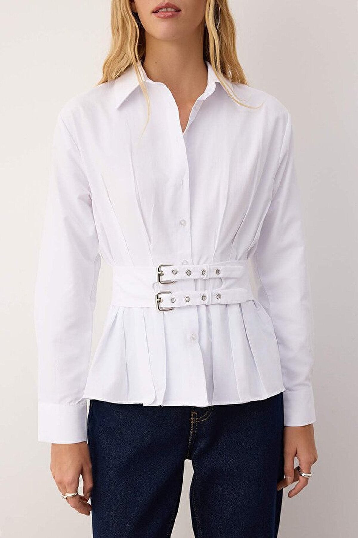 Belt Detail Pleated Fitted Shirt