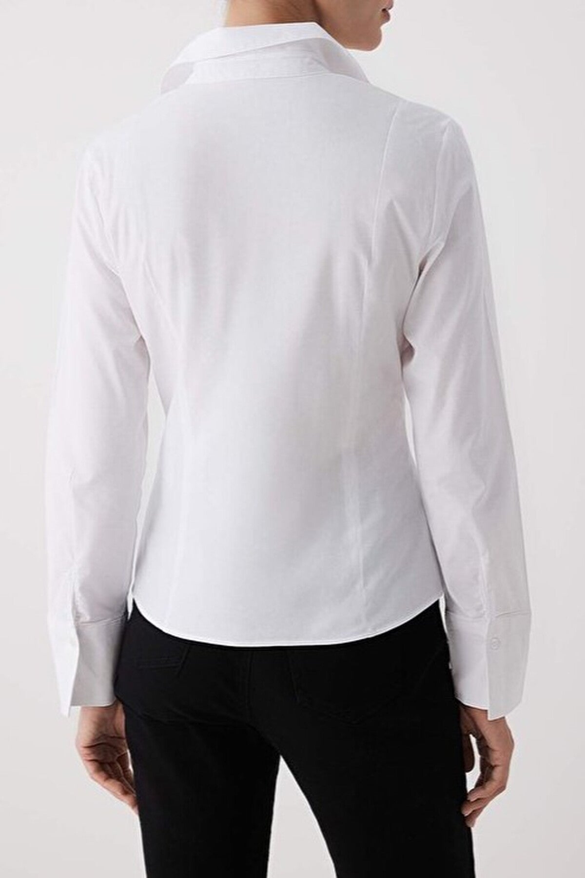 Waist-Fitting Cotton Woven Shirt