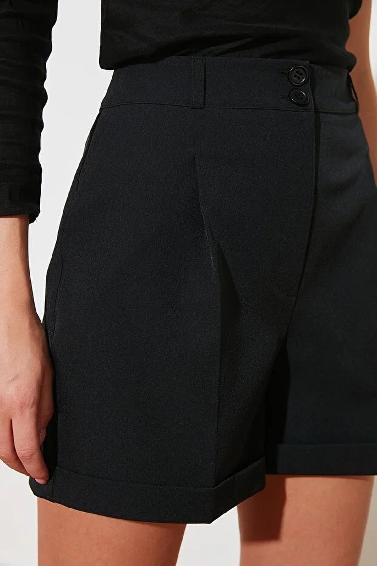 Pleated Regular Fit Woven Shorts