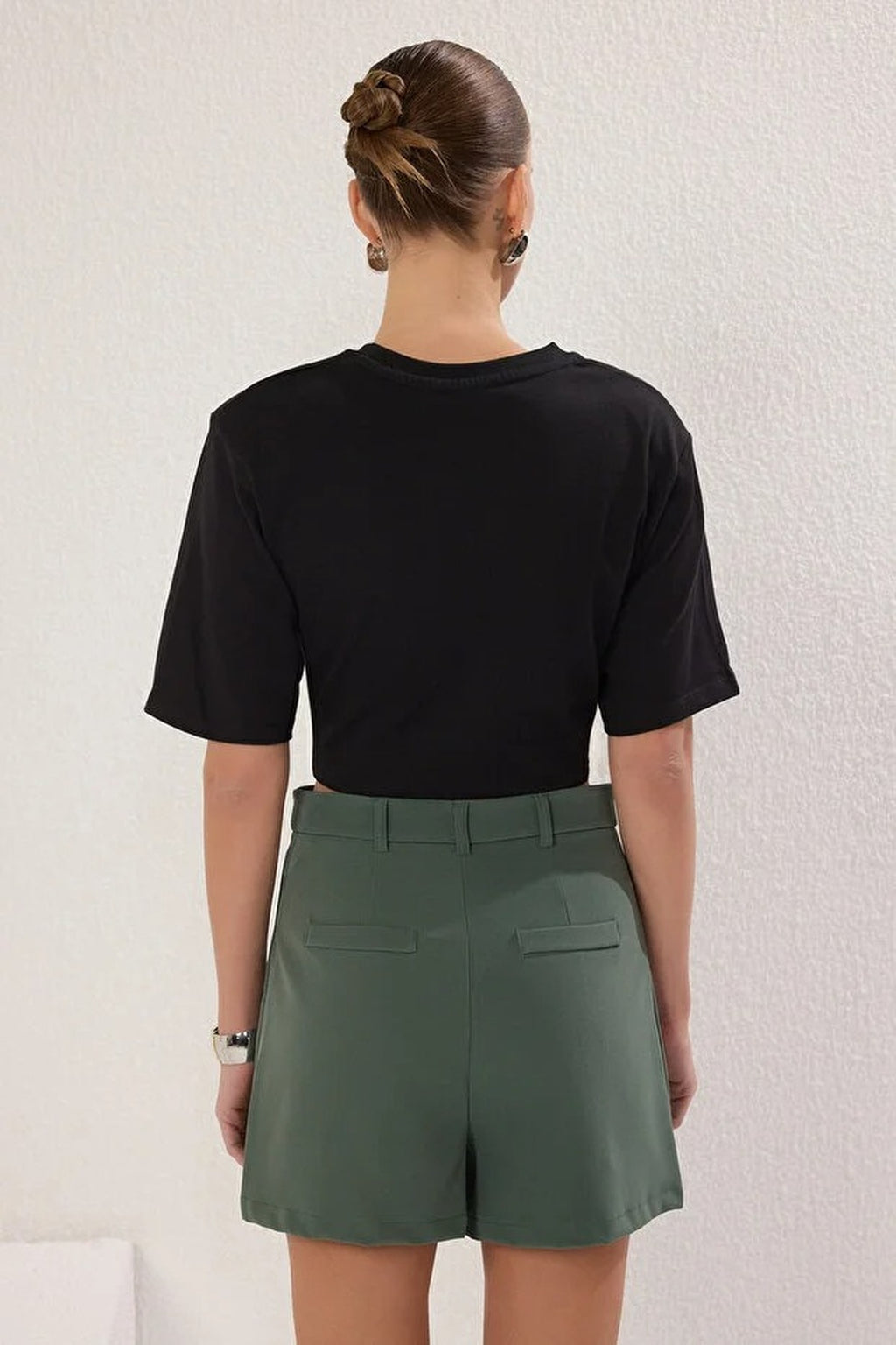 Ribbed Detailed Woven Shorts