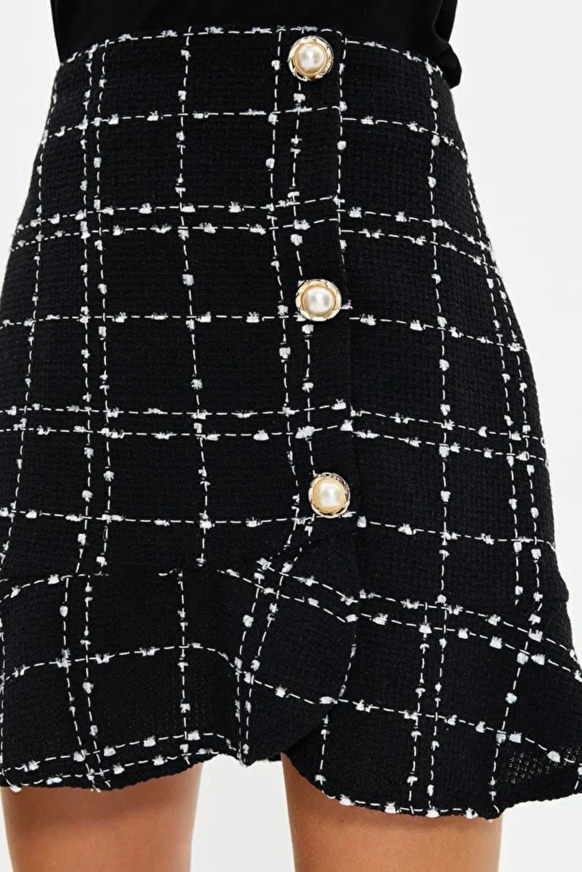 Tweed Skirt Flounce Mini Woven Skirt Button Detail