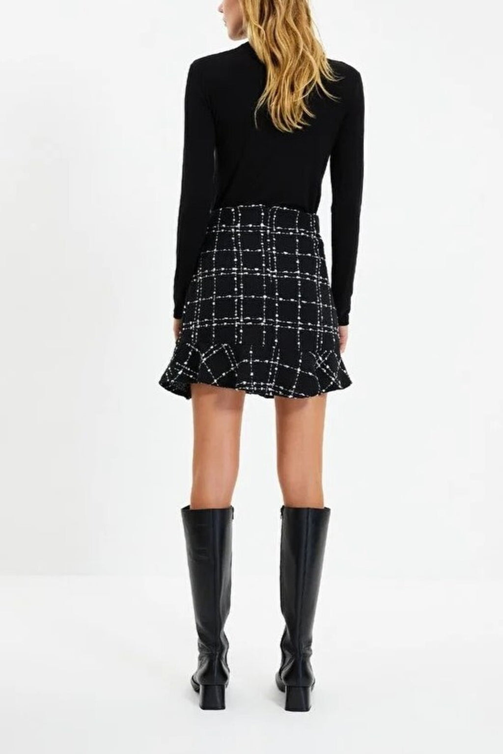 Tweed Skirt Flounce Mini Woven Skirt Button Detail