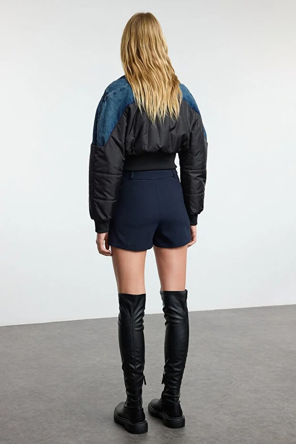 Pleated Woven Short Skirt