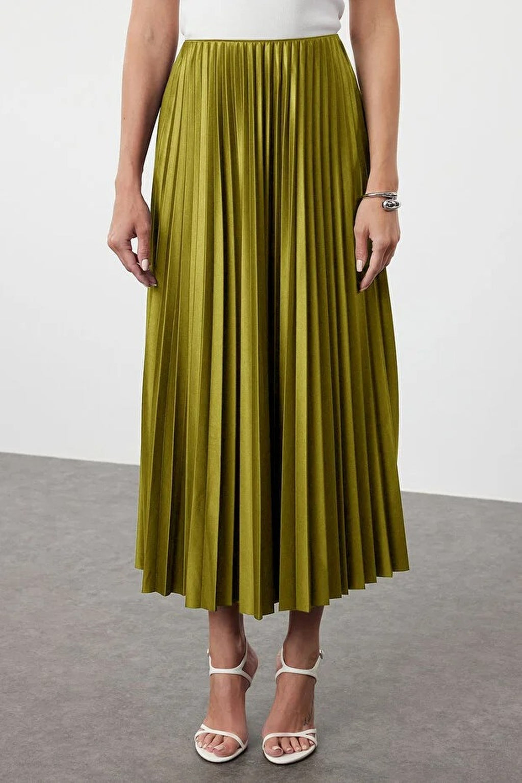 Pleated Maxi Stretch Knit Skirt