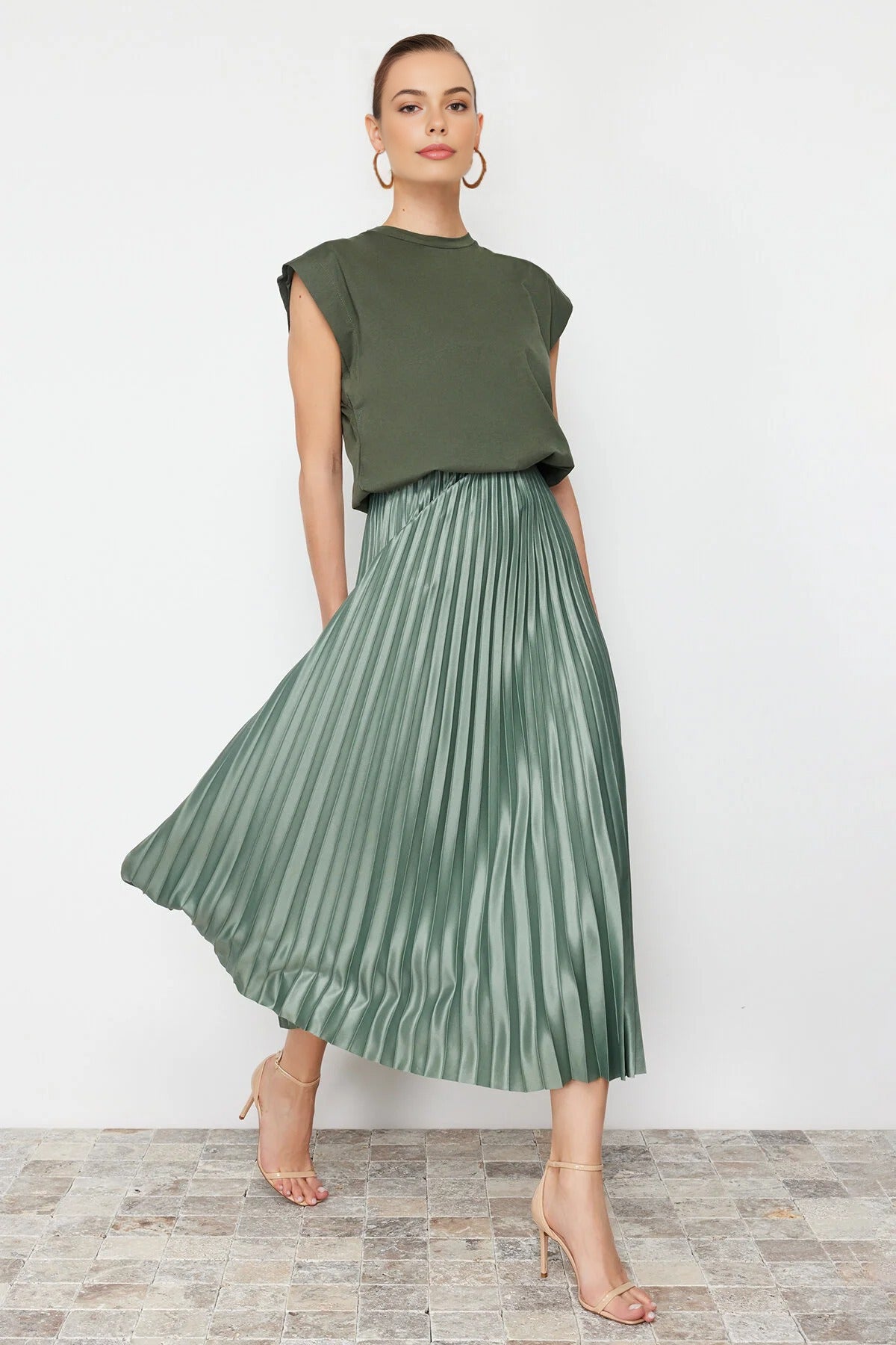 Pleated Maxi Stretch Knit Skirt