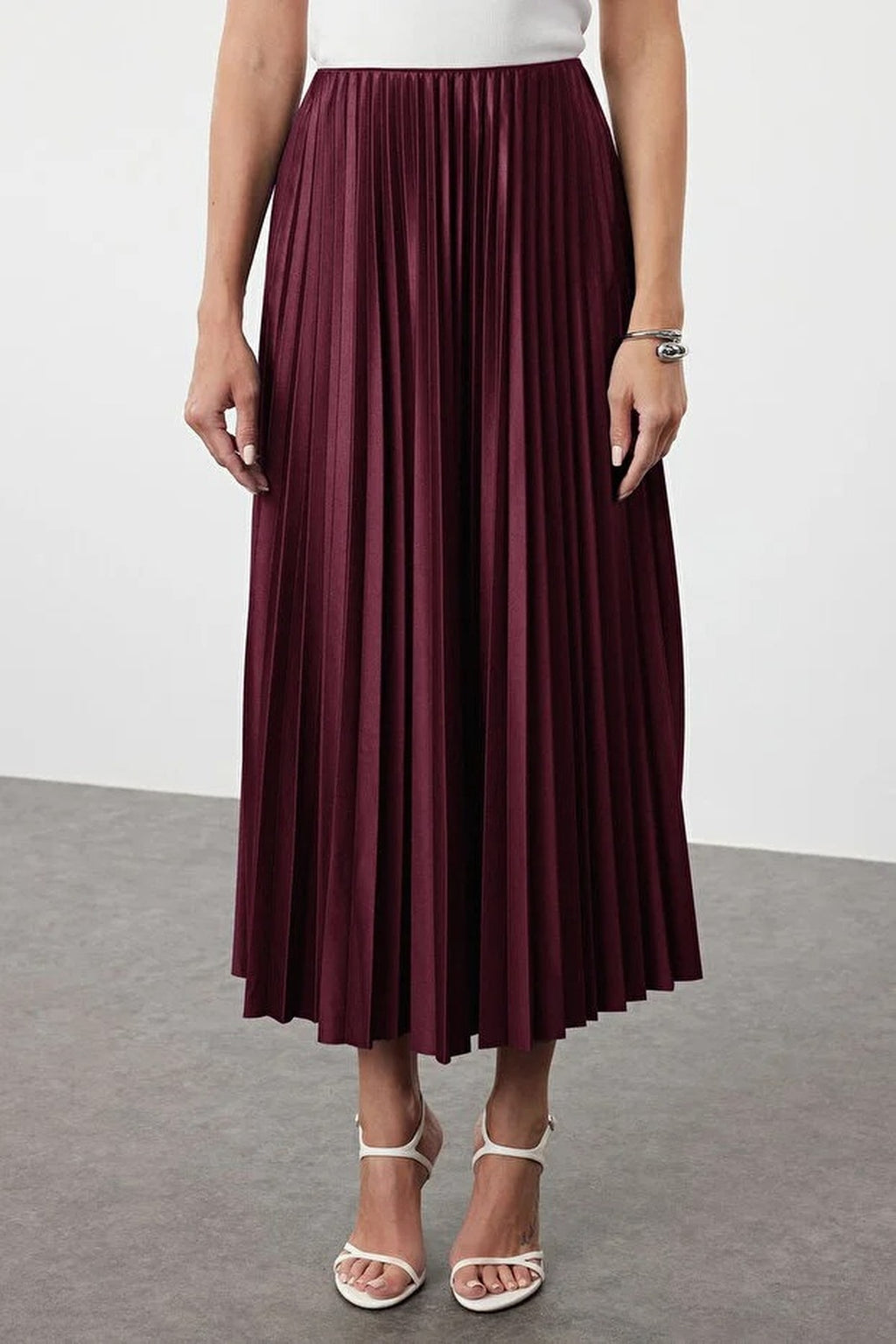 Pleated Maxi Stretch Knit Skirt